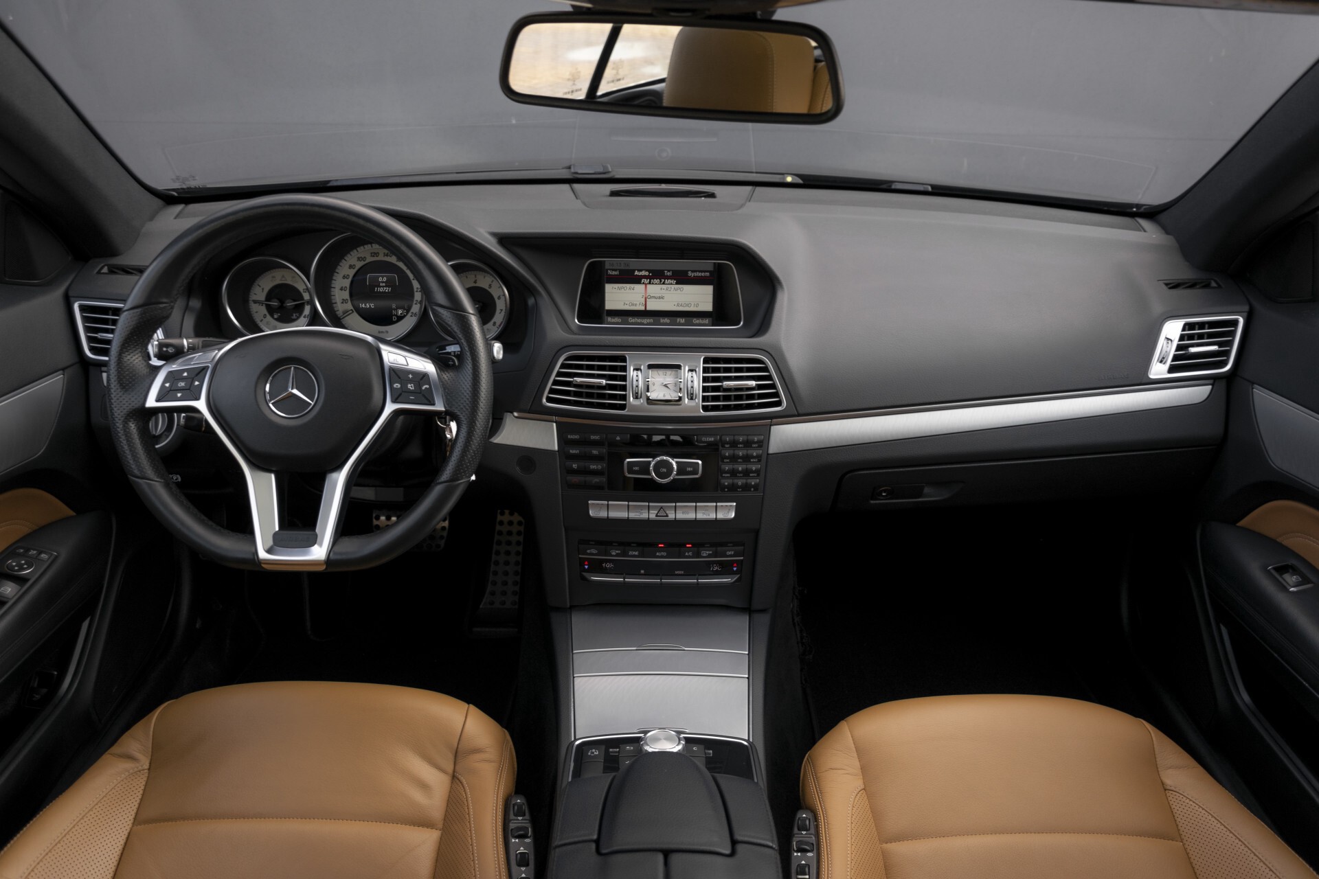 Mercedes-Benz E-Klasse Coupé 200 AMG Coupe Panorama/Beige leder/Multicontour/ILS Aut7 Foto 8