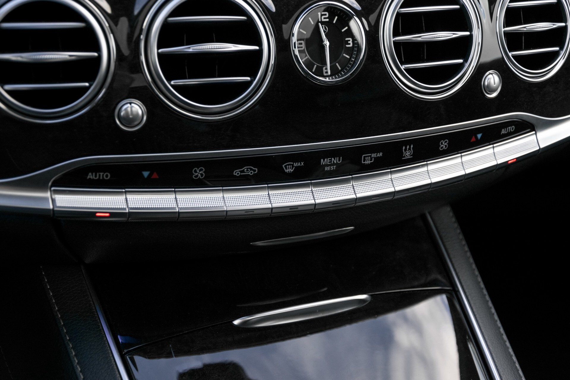 Mercedes-Benz S-Klasse 500 Hybrid Lang AMG Custom Full Options Aut7 Foto 29