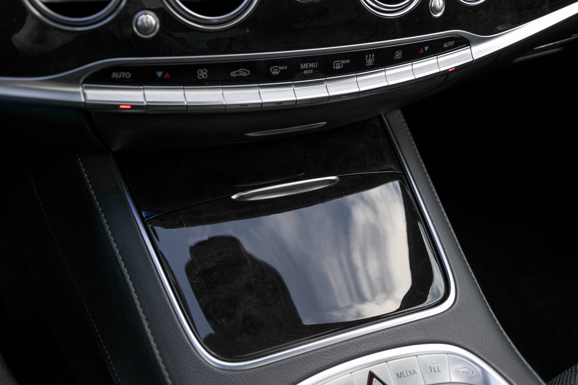 Mercedes-Benz S-Klasse 500 Hybrid Lang AMG Custom Full Options Aut7 Foto 31