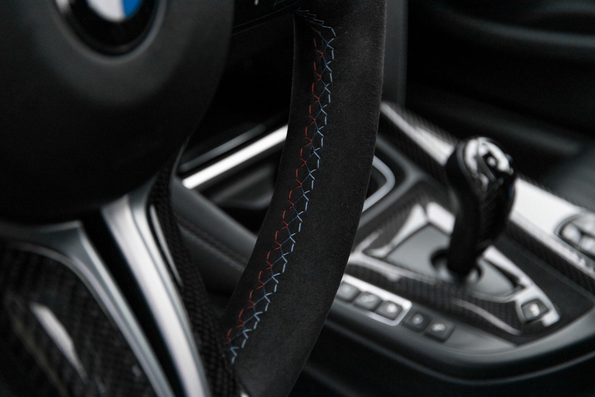 BMW M4 Coupe Full Carbon M-Driverspack+adaptief onderstel/Harman-Kardon/HUD/360 camera Aut7 Foto 30