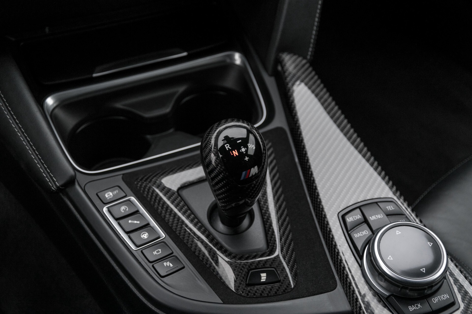 BMW M4 Coupe Full Carbon M-Driverspack+adaptief onderstel/Harman-Kardon/HUD/360 camera Aut7 Foto 34