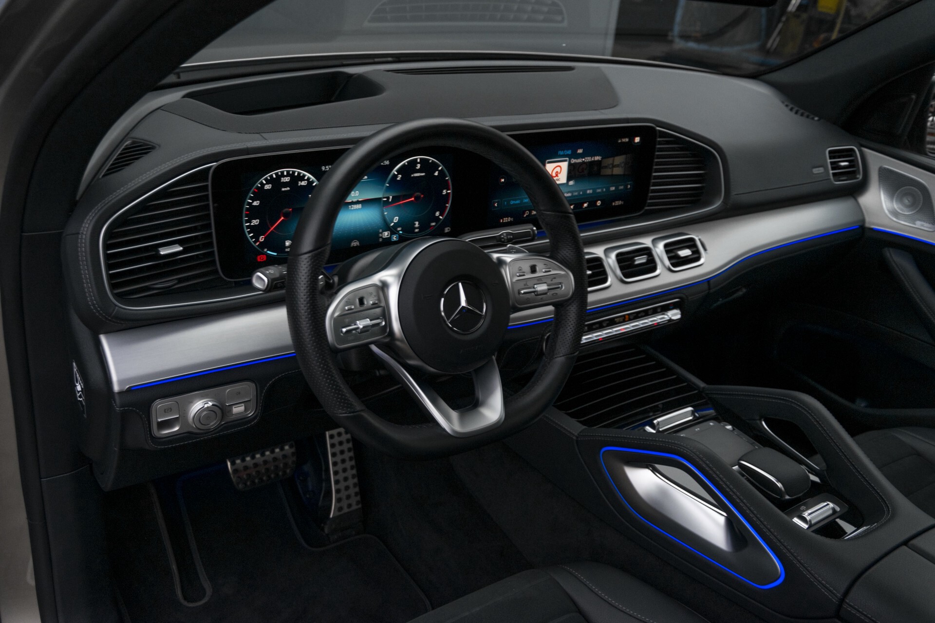 Mercedes-Benz GLE 400 d 4M AMG Luchtvering | Rij-assistentie| Panorama | Standkachel | Burmester| 360 Aut9 Foto 11