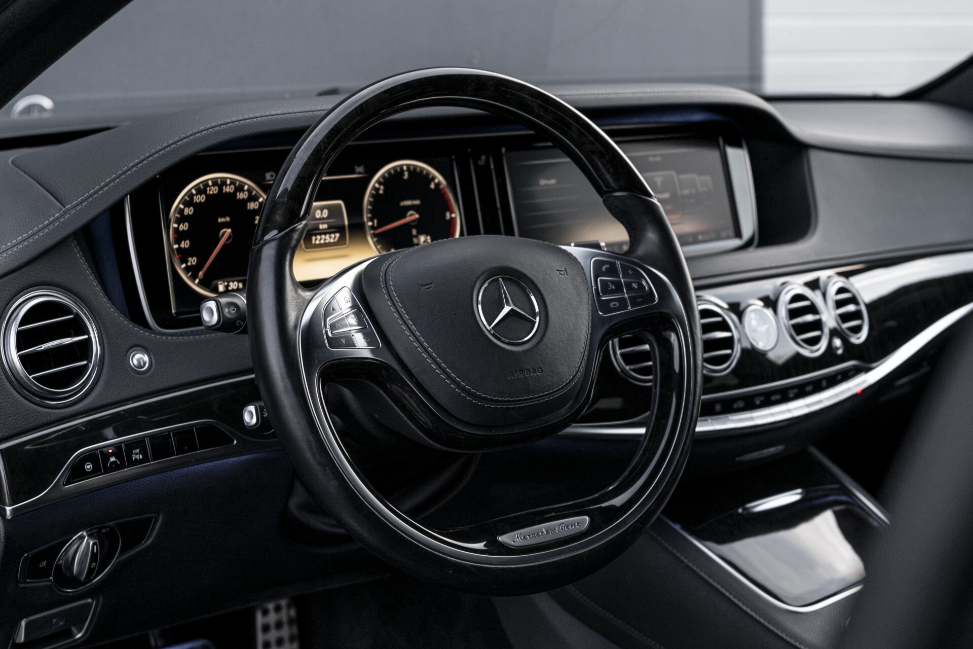 Mercedes-Benz S-Klasse 350 Bluetec AMG Massage/Keyless/Distronic/Burmester/Memory/20" Aut7 Foto 21