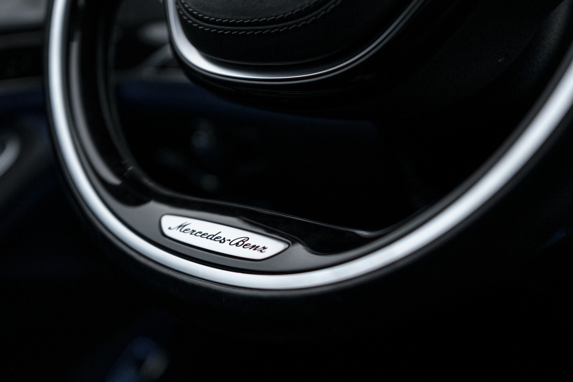 Mercedes-Benz S-Klasse 350 Bluetec AMG Massage/Keyless/Distronic/Burmester/Memory/20" Aut7 Foto 25