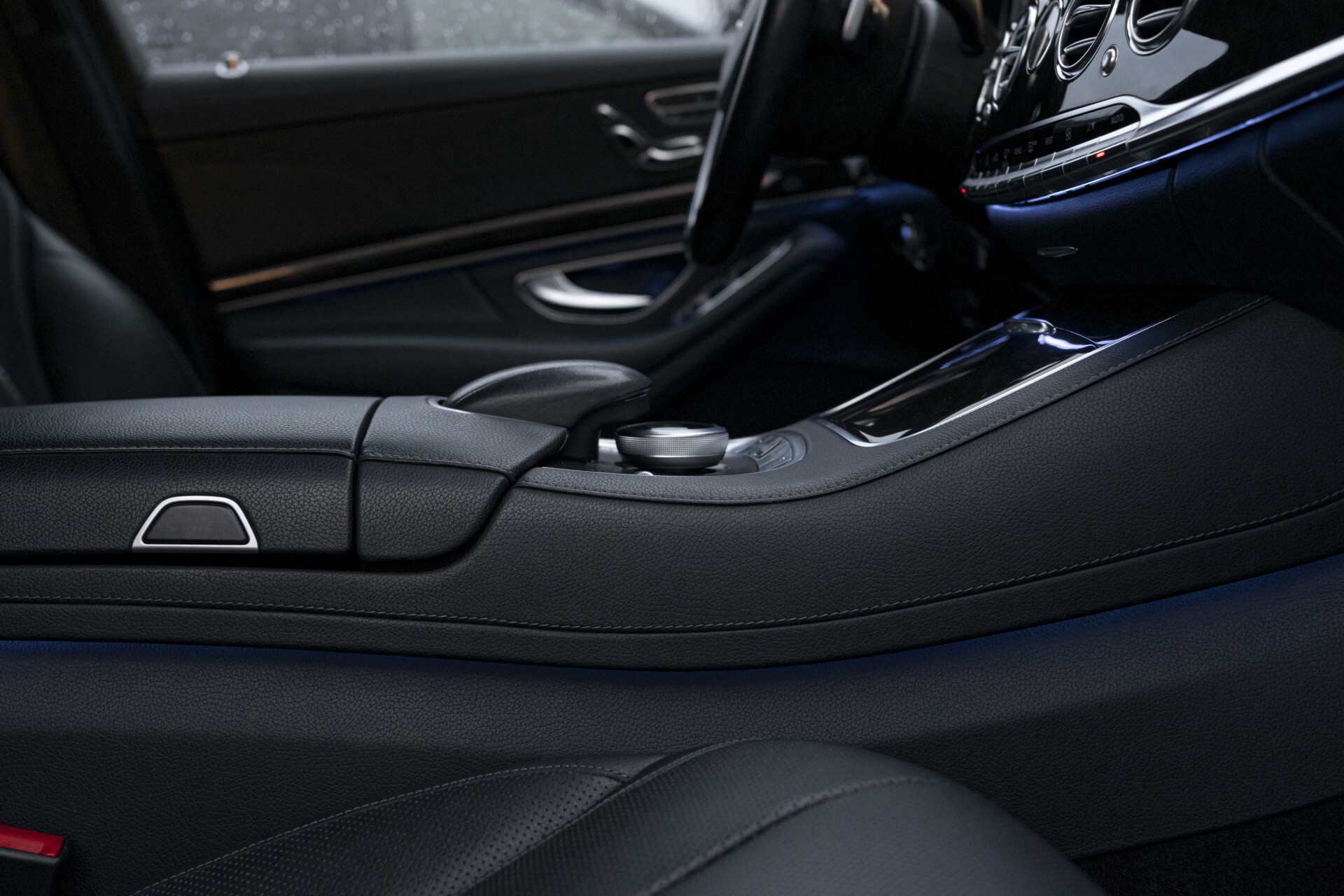 Mercedes-Benz S-Klasse 350 Bluetec AMG Massage/Keyless/Distronic/Burmester/Memory/20" Aut7 Foto 40