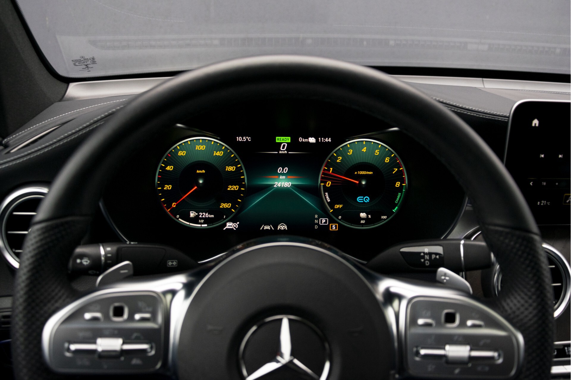 Mercedes-Benz GLC Coupé 300e 4-M AMG Rij-assistentie/Keyless/Burmester/360 camera/HUD/Trekhaak Aut9 . Foto 9