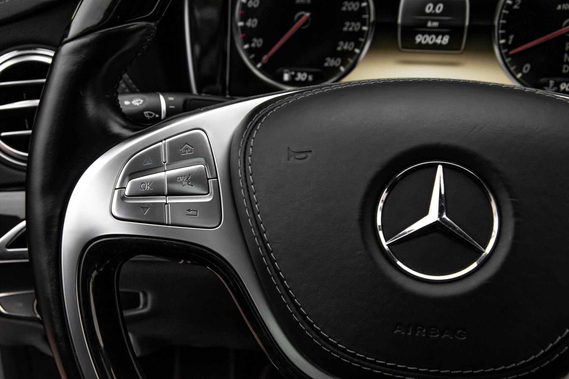 Mercedes-Benz S-Klasse 500 4-M AMG Panorama/Standkachel/Massage/Entertainment/TV Aut7 Foto 10