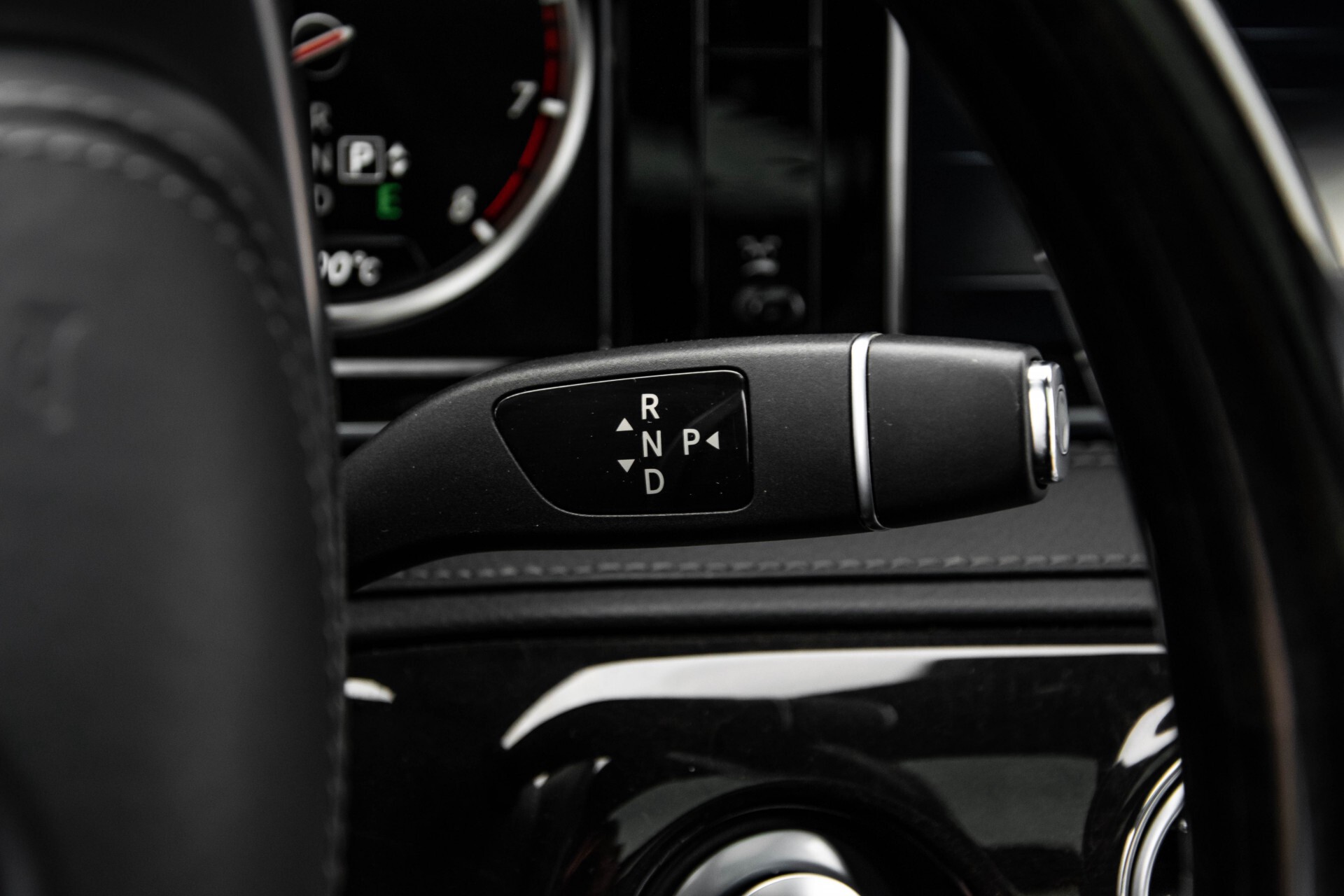 Mercedes-Benz S-Klasse 500 4-M AMG Panorama/Standkachel/Massage/Entertainment/TV Aut7 Foto 15