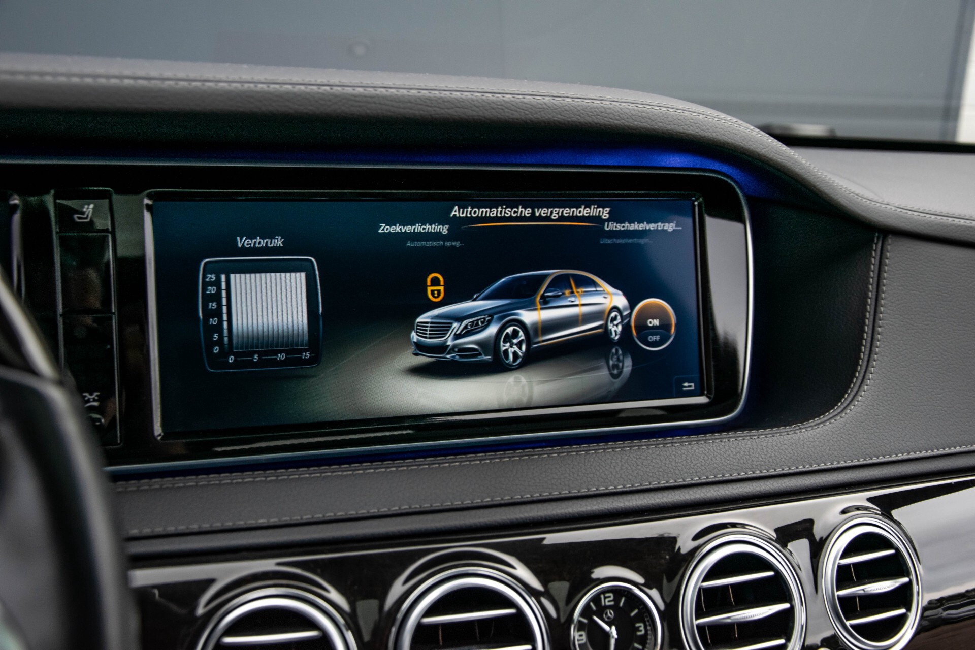 Mercedes-Benz S-Klasse 500 4-M AMG Panorama/Standkachel/Massage/Entertainment/TV Aut7 Foto 30