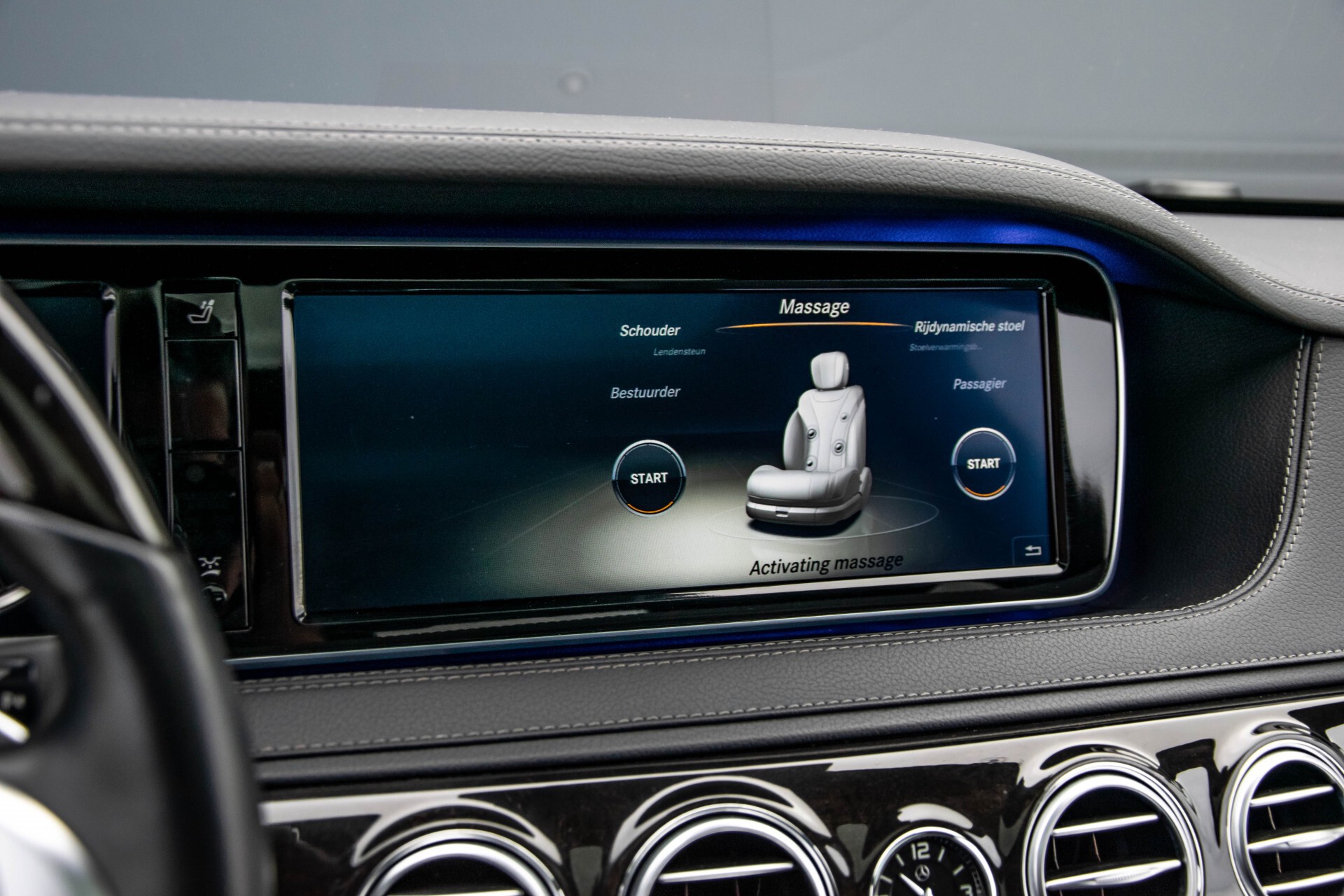 Mercedes-Benz S-Klasse 500 4-M AMG Panorama/Standkachel/Massage/Entertainment/TV Aut7 Foto 32