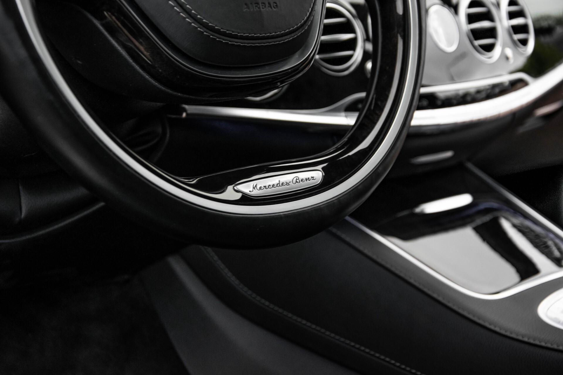 Mercedes-Benz S-Klasse 500 4-M AMG Panorama/Standkachel/Massage/Entertainment/TV Aut7 Foto 33