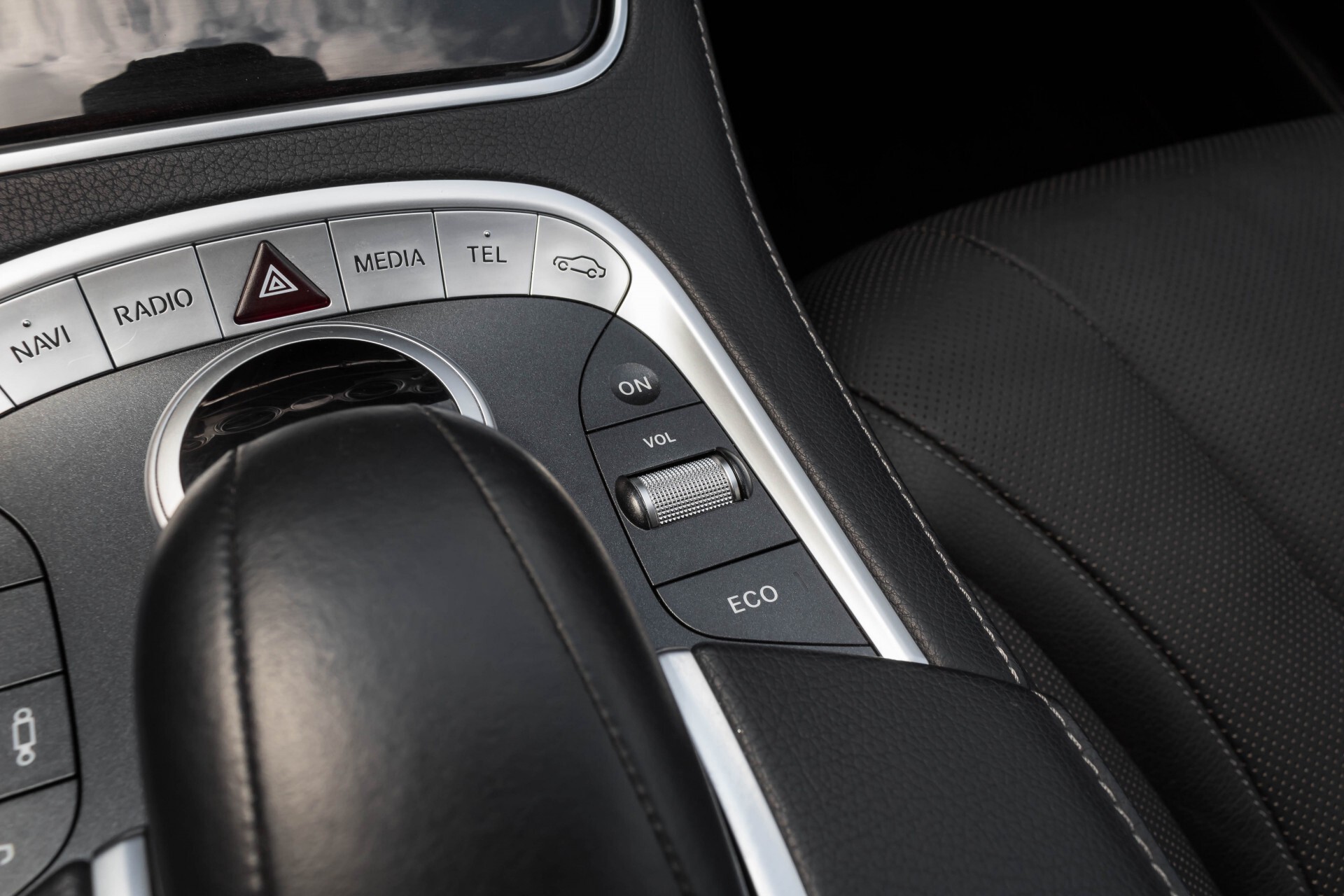 Mercedes-Benz S-Klasse 500 4-M AMG Panorama/Standkachel/Massage/Entertainment/TV Aut7 Foto 43