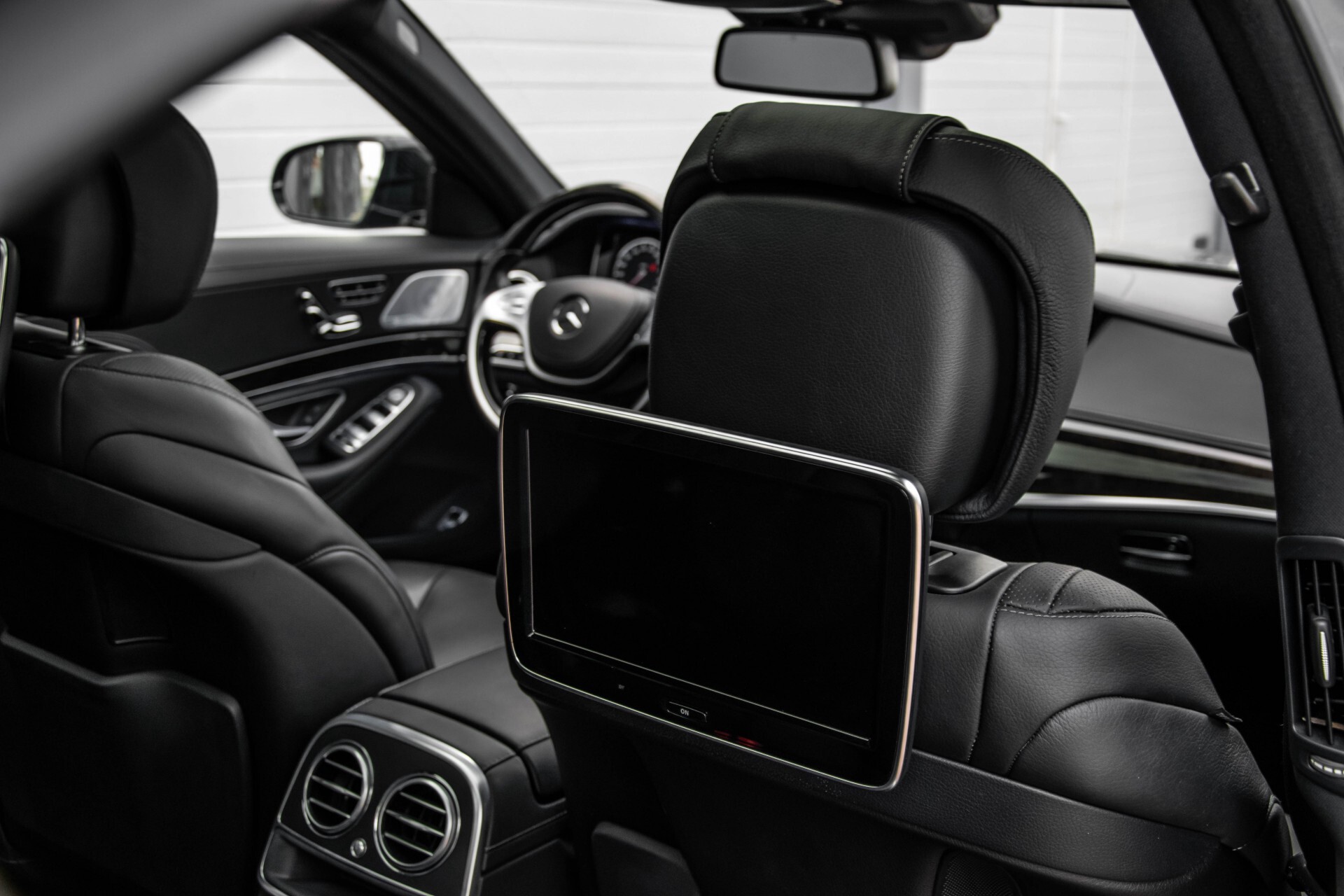 Mercedes-Benz S-Klasse 500 4-M AMG Panorama/Standkachel/Massage/Entertainment/TV Aut7 Foto 56