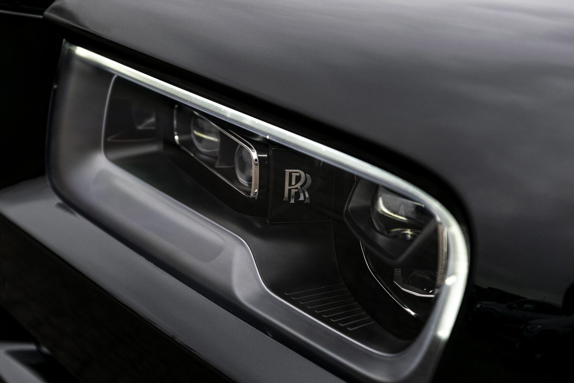 Rolls-Royce Cullinan 6.75 V12 Driving Assistant|Entertainment|Klaptafels|Panorama|Sterrenhemel|Mansory|5-persoons Foto 44