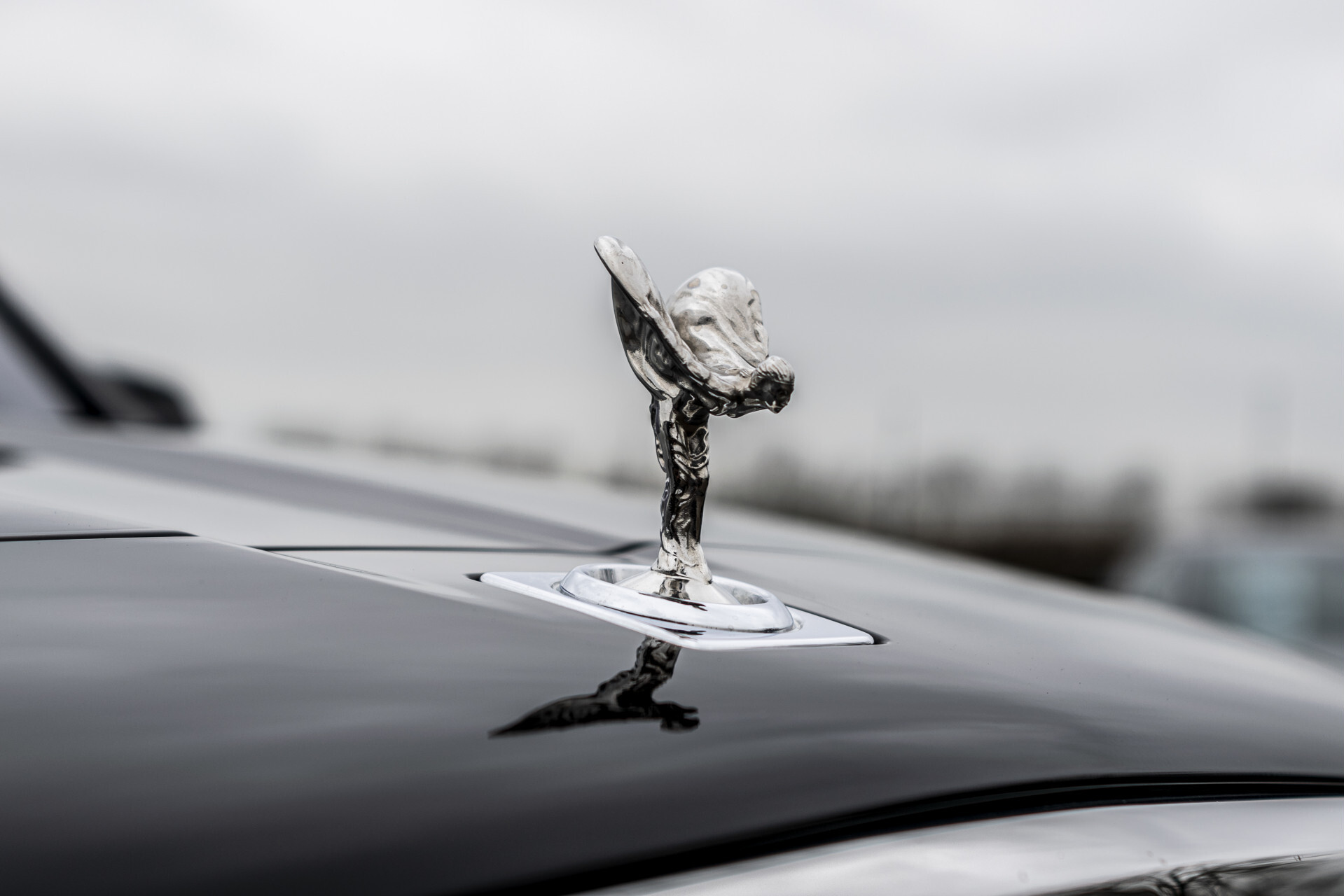 Rolls-Royce Cullinan 6.75 V12 Driving Assistant|Entertainment|Klaptafels|Panorama|Sterrenhemel|Mansory|5-persoons Foto 9
