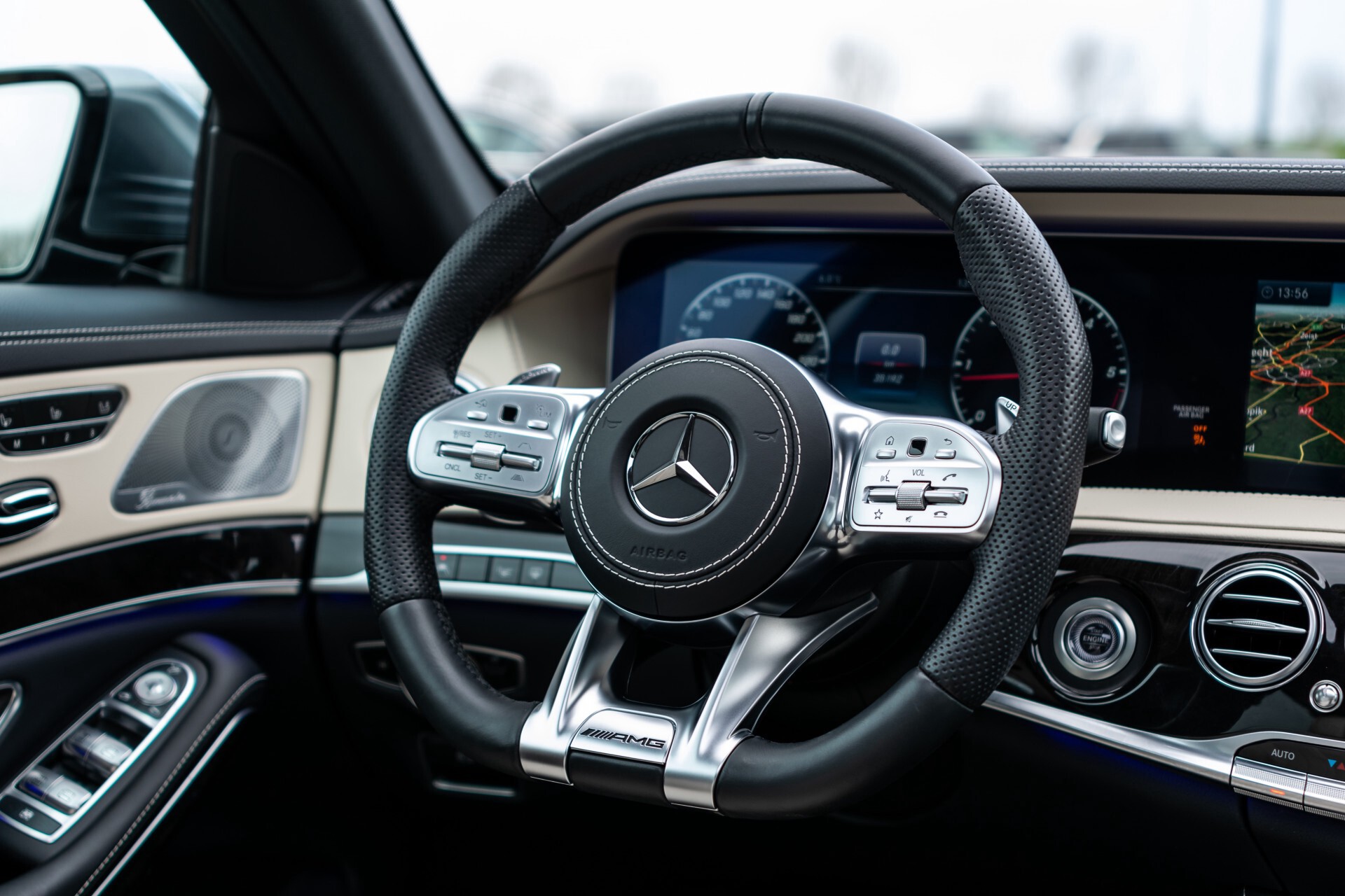 Mercedes-Benz S-Klasse 400d 4-M Lang AMG Plus Premium Plus Aut9 Foto 7