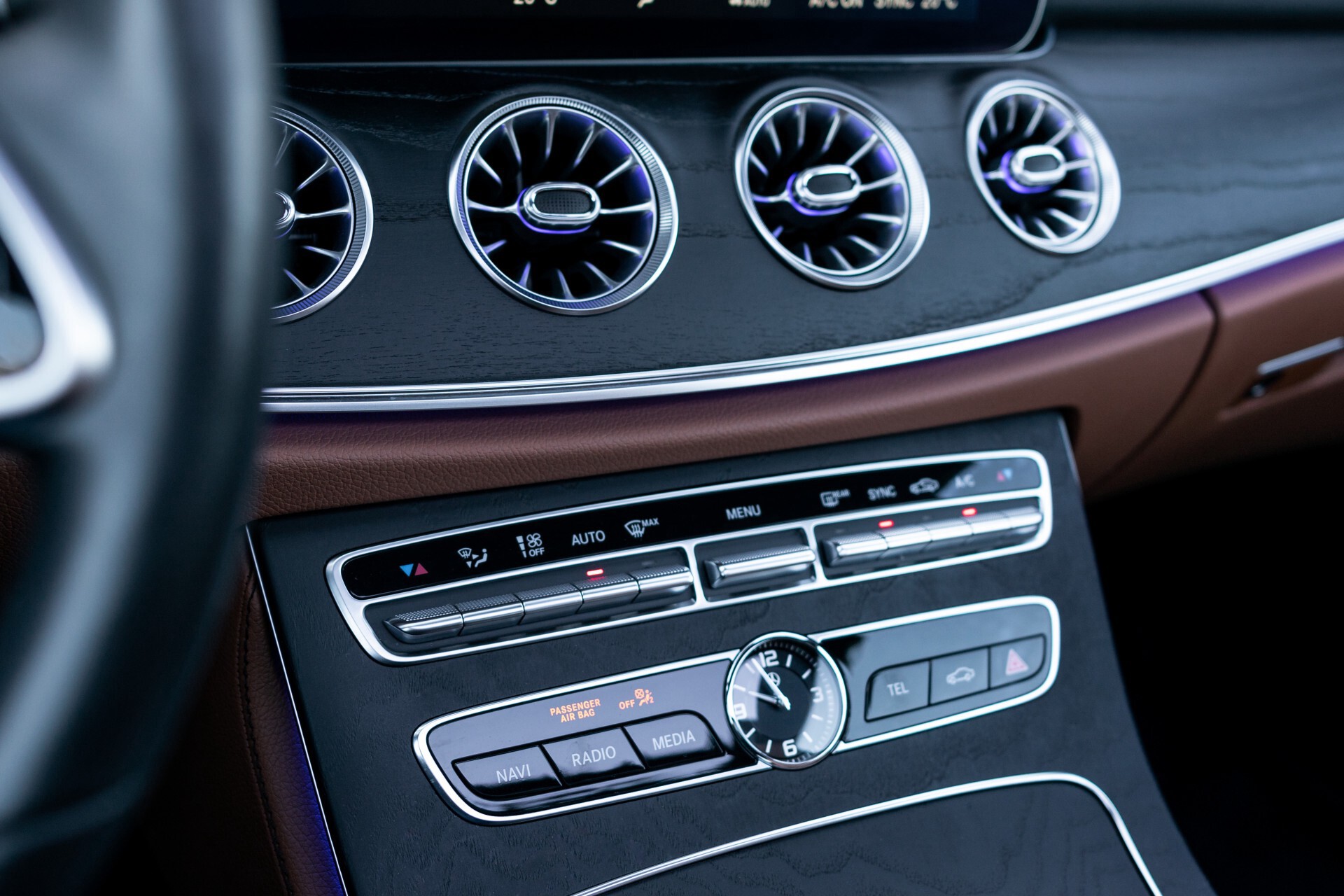 Mercedes-Benz E-Klasse Coupé 200 AMG Premium Plus Night/Panorama/Keyless/Burmester/Mem/360/20" Aut9 Foto 32