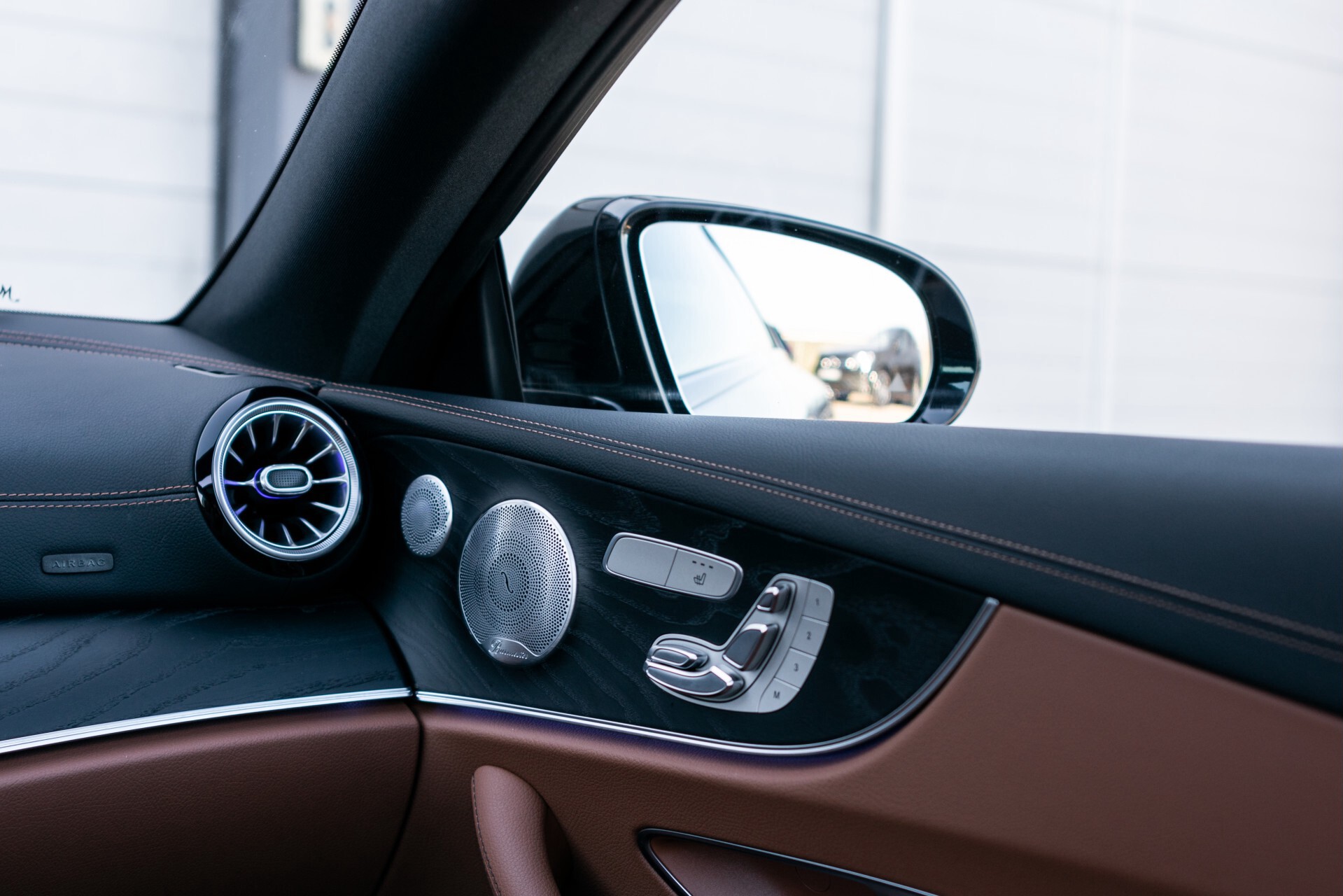Mercedes-Benz E-Klasse Coupé 200 AMG Premium Plus Night/Panorama/Keyless/Burmester/Mem/360/20" Aut9 . Foto 42