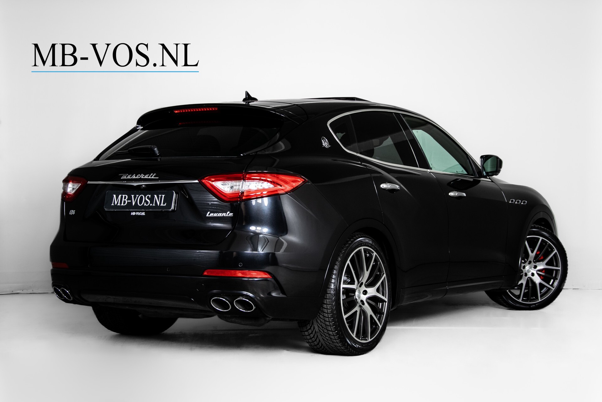 Maserati Levante 3.0 V6 D Q4 Panorama|21"|Luchtvering|Keyless|Driving Assistance Pack Plus Foto 2
