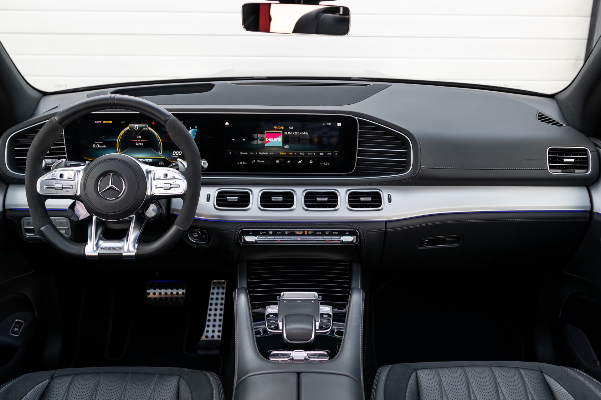 Mercedes-Benz GLE 63 S AMG 4MATIC+ Exclusive/Dynamic Plus/Massage/MBUX innovatiepakket/HUD/Night/22" Aut9 Foto 5