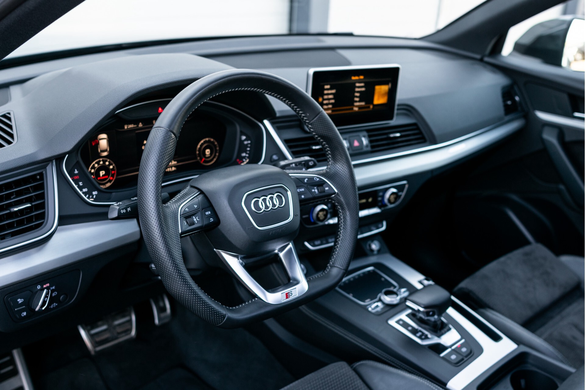 Audi Q5 2.0 TFS Quattro Sport S-Line Edition Panorama|Aut-Trekhaak|Virtual Cockpit|20"|Keyless/NL Auto Aut7 Foto 8