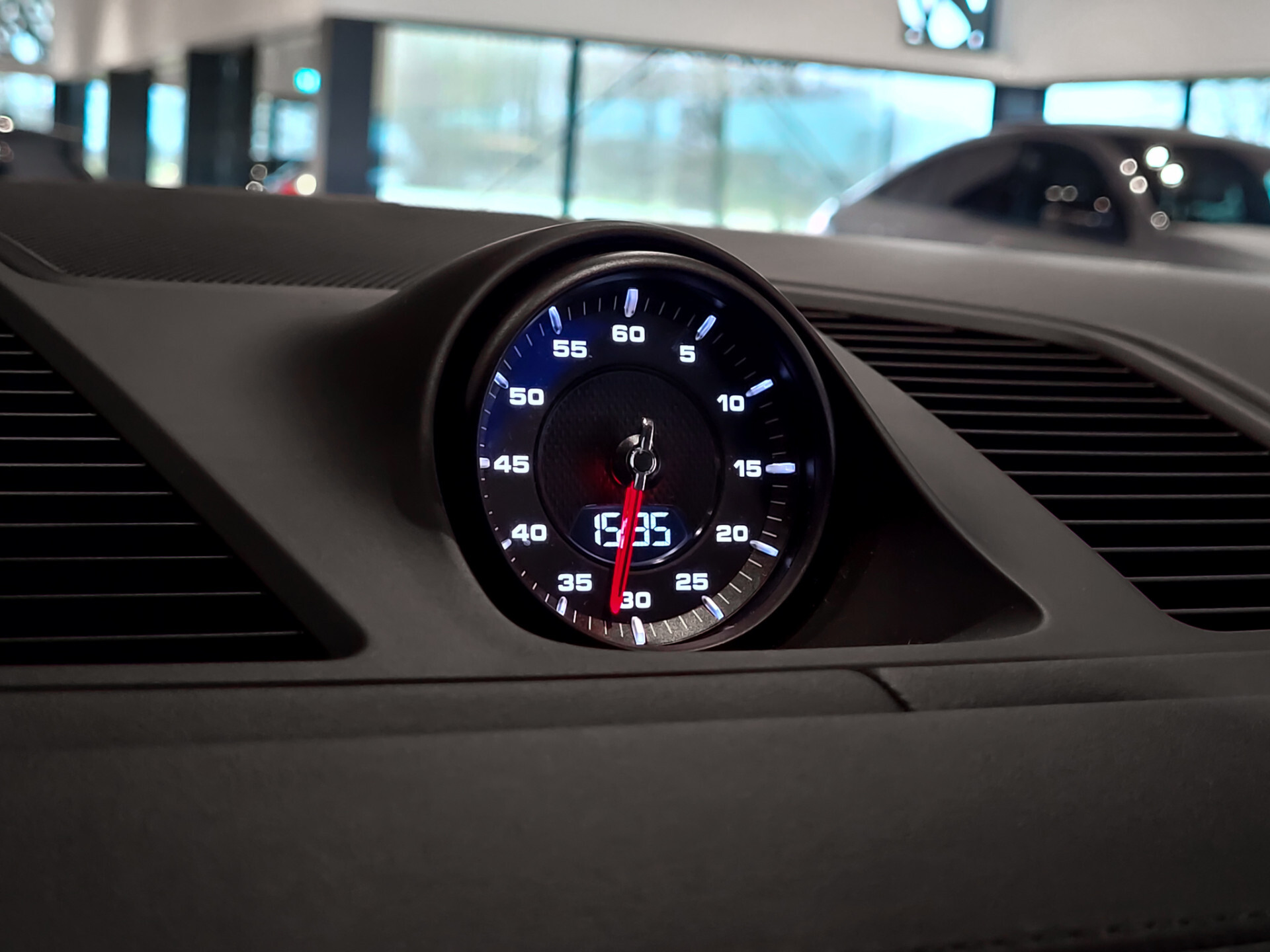 Porsche Cayenne 4.0 Turbo Coupé Sportuitlaat | 22" | Carbon | InnoDrive | PSCB Aut8 . Foto 22