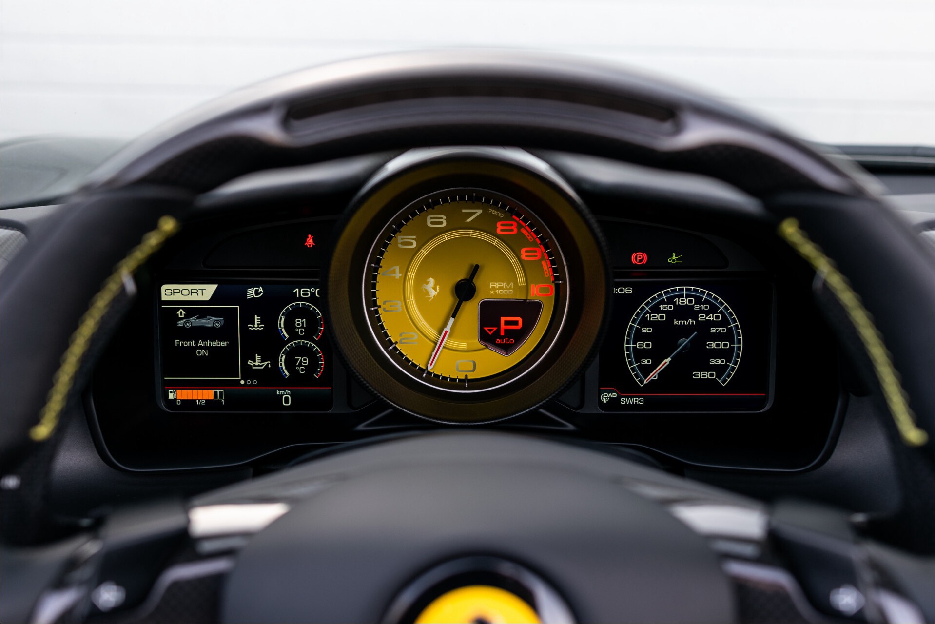 Ferrari F8 Spider 3.9 V8 HELE Full Carbon/Lift/Racing Seats/Passenger Display/Hifi Foto 10