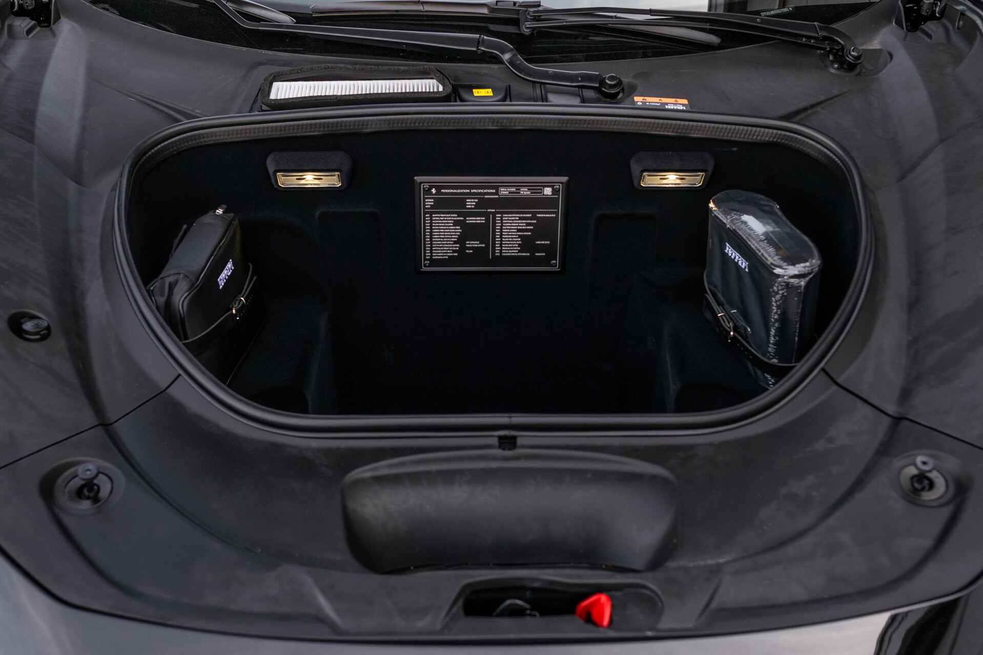 Ferrari F8 Spider 3.9 V8 HELE Full Carbon/Lift/Racing Seats/Passenger Display/Hifi Foto 53