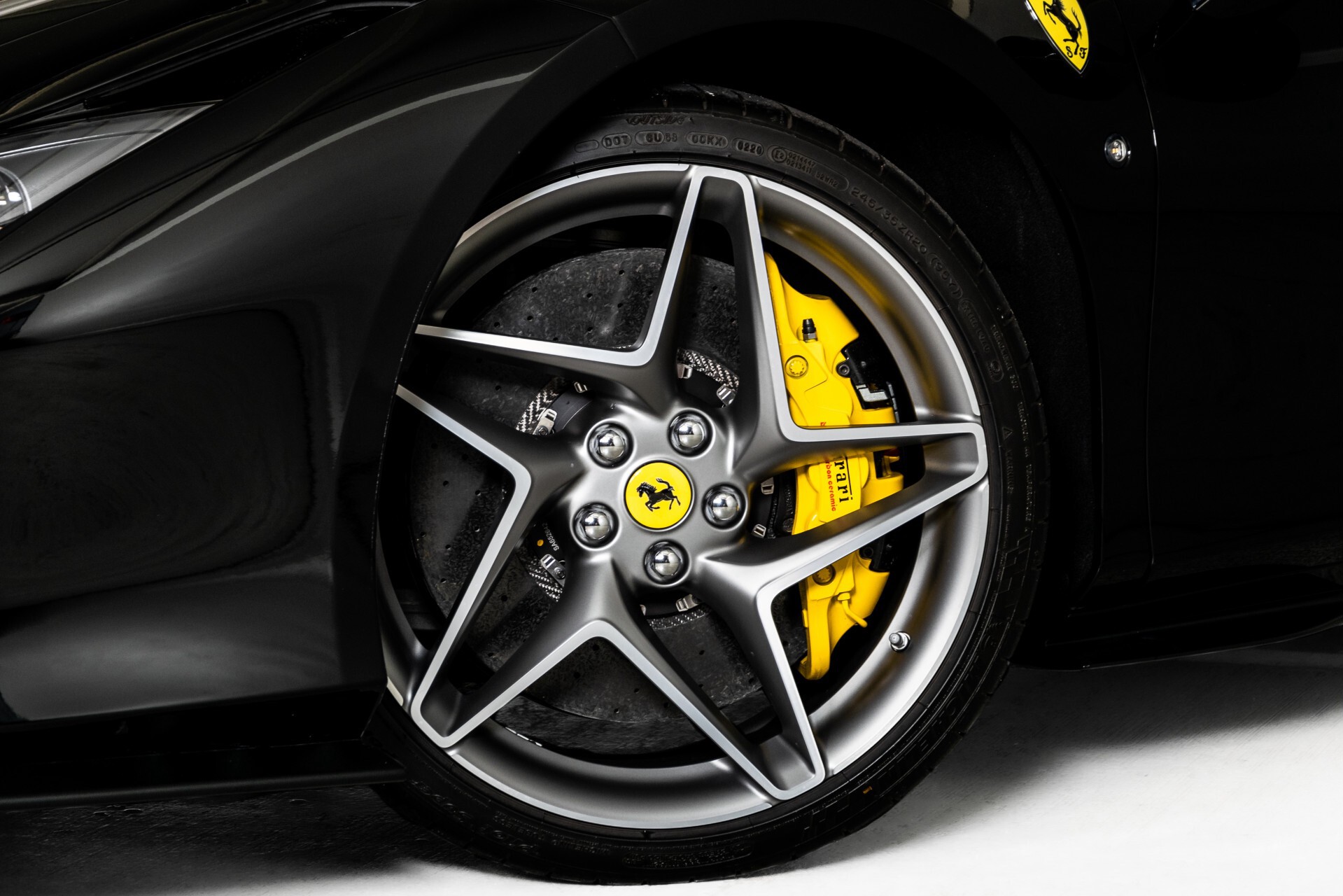 Ferrari F8 Spider 3.9 V8 HELE Full Carbon/Lift/Racing Seats/Passenger Display/Hifi Foto 66