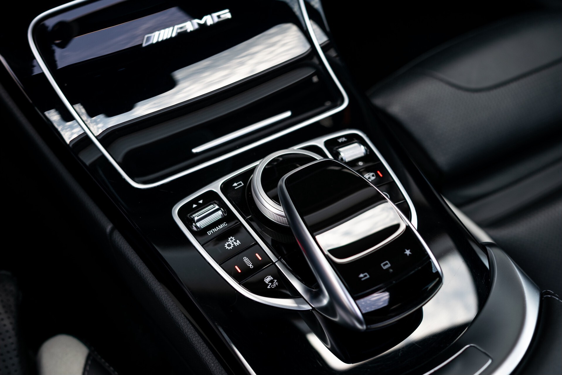 Mercedes-Benz C-Klasse Estate 63 AMG S Night|Panorama|Driverspack|Rij-assistentie|Keyless|Burmester|Memory Aut7 Foto 19