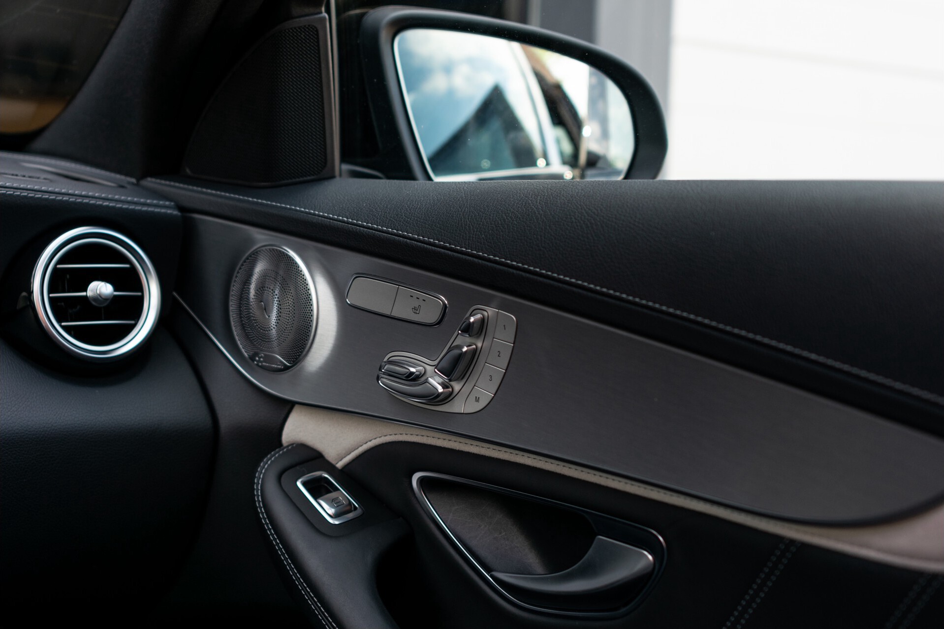 Mercedes-Benz C-Klasse Estate 63 AMG S Night|Panorama|Driverspack|Rij-assistentie|Keyless|Burmester|Memory Aut7 Foto 27