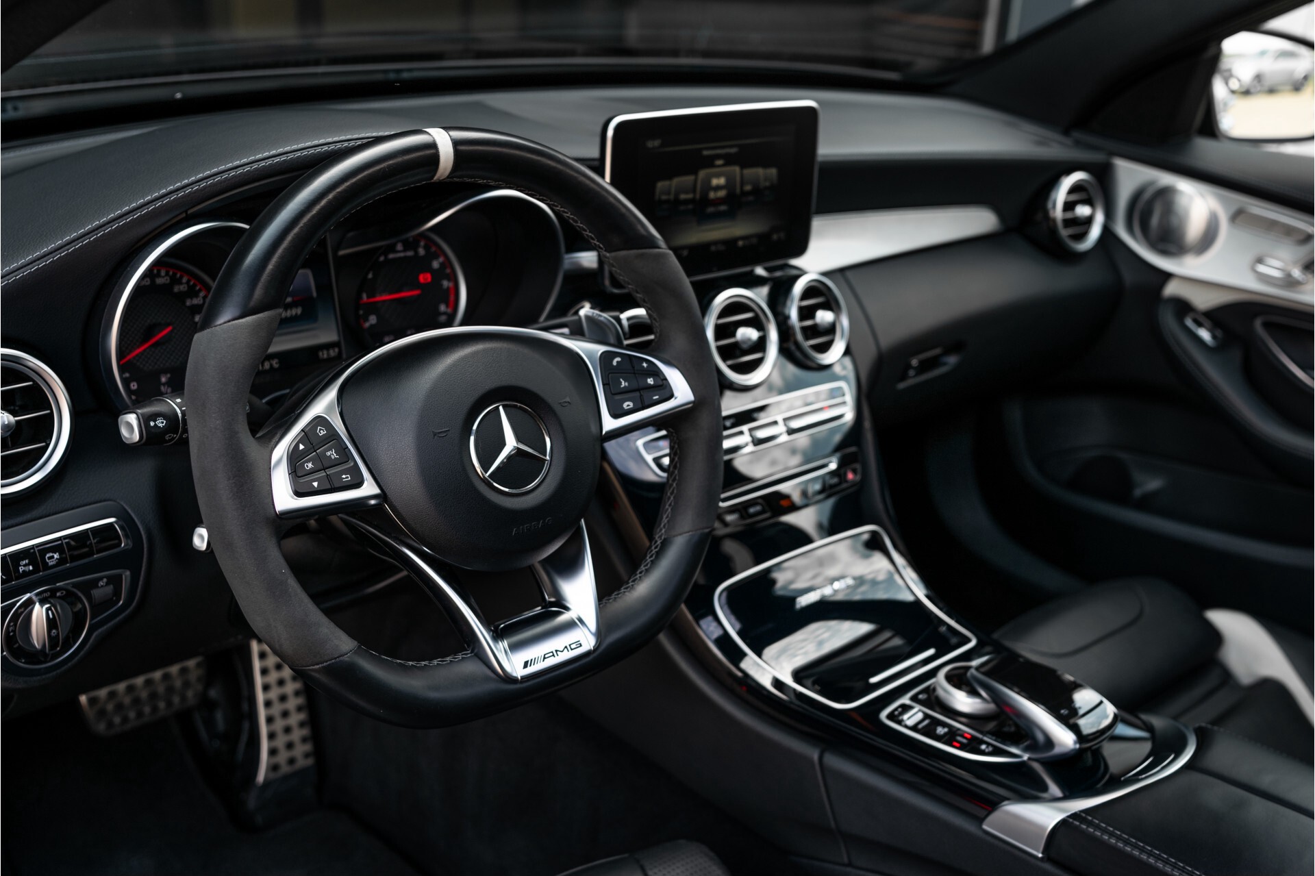 Mercedes-Benz C-Klasse Estate 63 AMG S Night|Panorama|Driverspack|Rij-assistentie|Keyless|Burmester|Memory Aut7 Foto 9