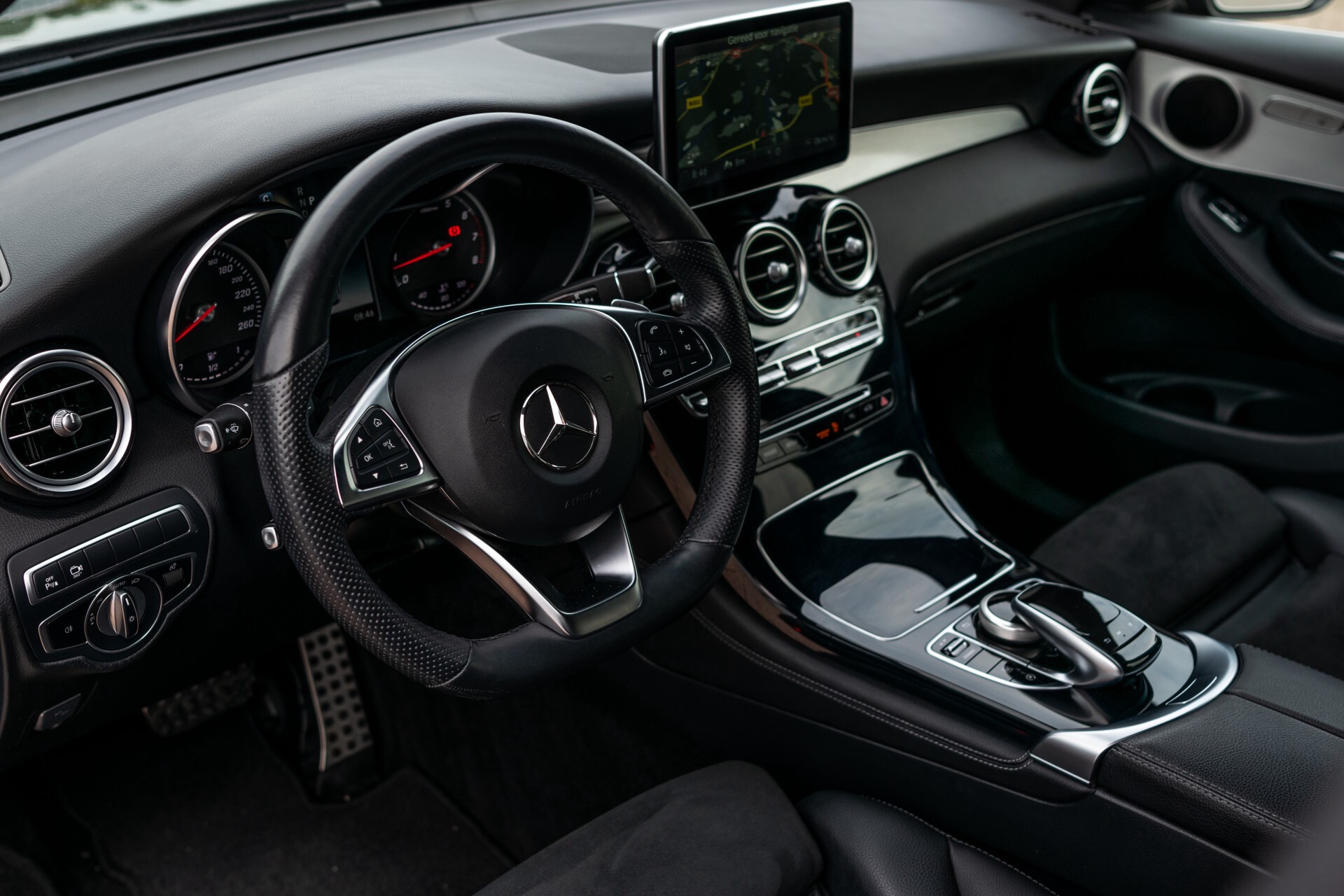 Mercedes-Benz GLC 250 4-M Distronic/360 camera/Auto-trekhaak/AMG Aut9 . Foto 18