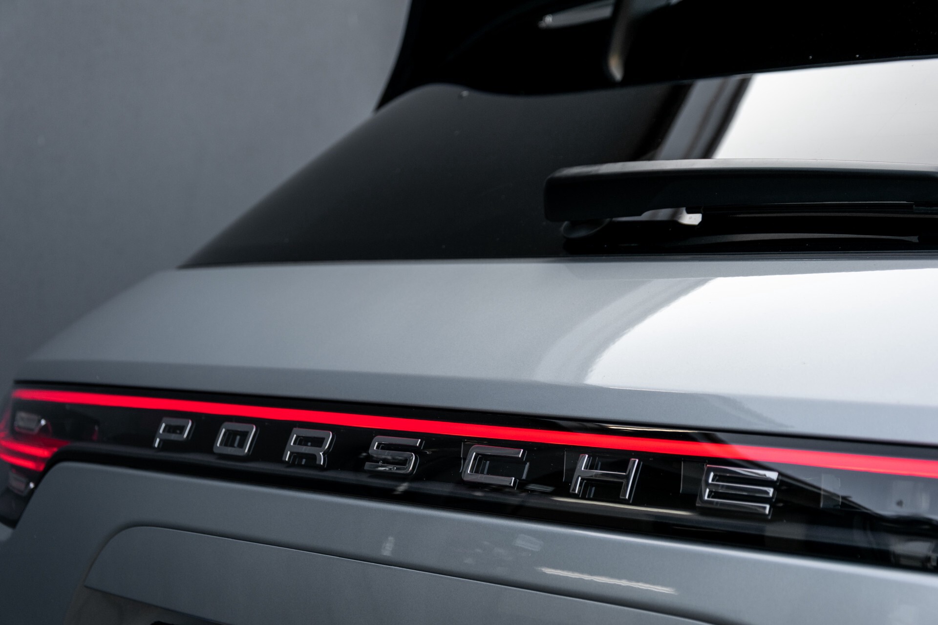 Porsche Cayenne 3.0 E-Hybrid Sport Design Luchtvering/Adaptive Cruise/Keyless/Panorama/Adaptieve stoelen Aut8 Foto 52
