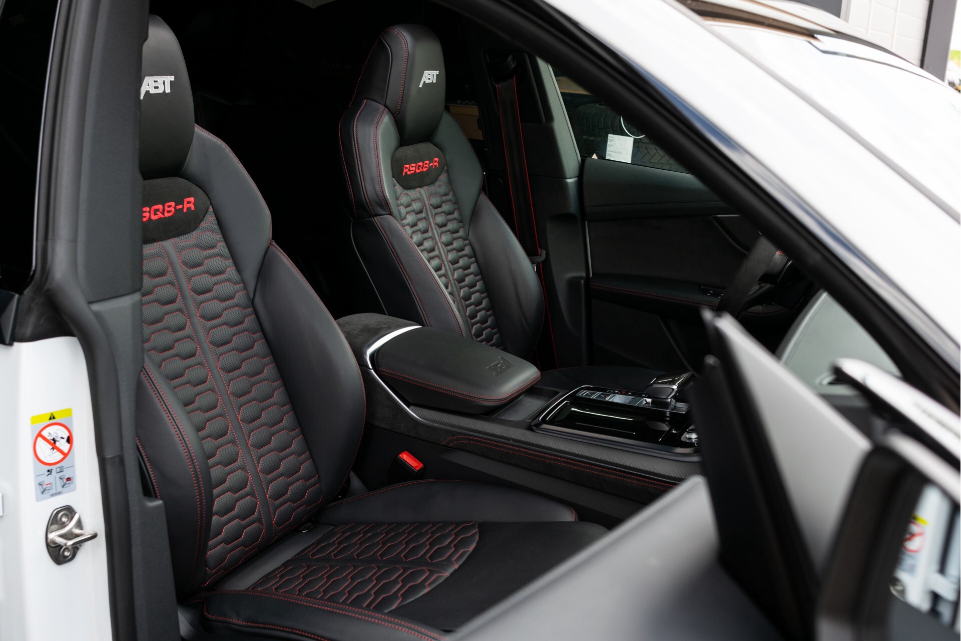 Audi RS Q8 R ABT 1 OF 125 Carbon | Garantie t/m 1-2026 | FULL OPTIONS Foto 3