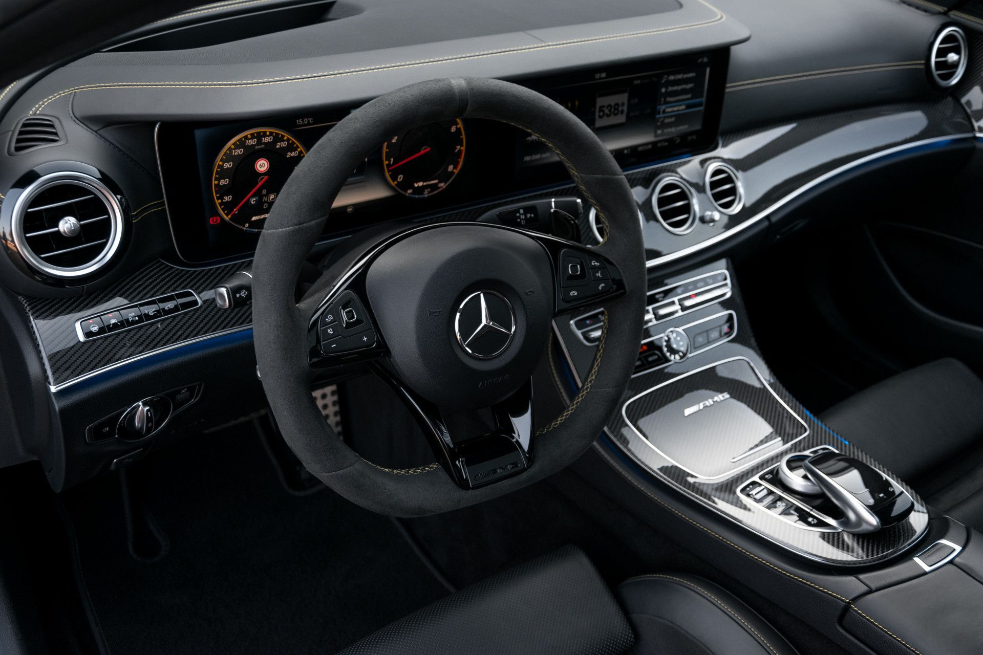 Mercedes-Benz E-Klasse 63 S AMG 4-Matic+ Edition 1 Matzwart/Carbon/Full Options Aut9 Foto 15