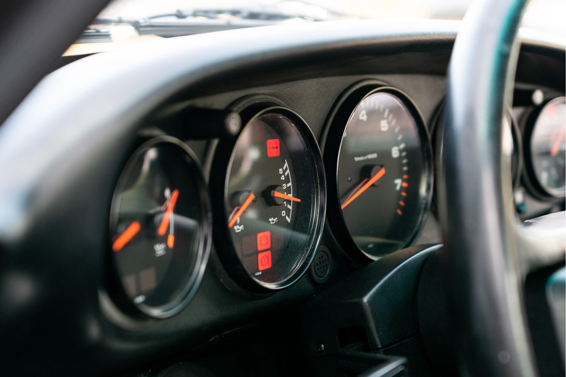 Porsche 911 3.6 Carrera 4 Coupe | Volledige Historie | 17" | Leder | Airconditioning | Sportuitlaat Foto 13