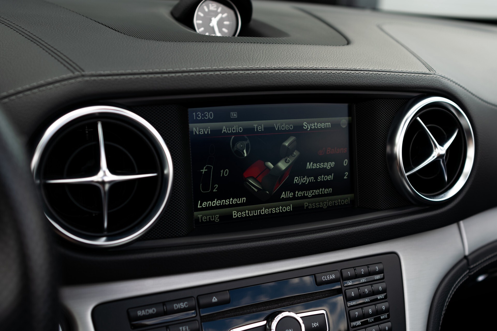 Mercedes-Benz SL-Klasse 63 AMG Magic Sky | Drivers Package | Massage | Rij-assistentie | Keyless | Aut7 Foto 18