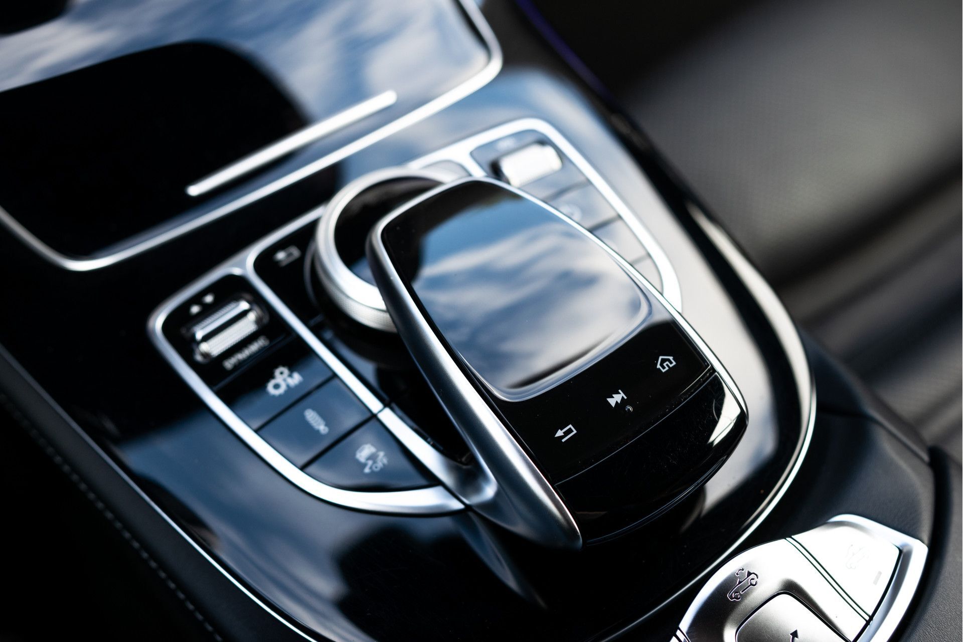 Mercedes-Benz E-Klasse Cabrio 53 AMG 4-M Night|Massage|Rij-assistentie|Keyless|HUD|Burmester|Standkachel Aut9 Foto 30