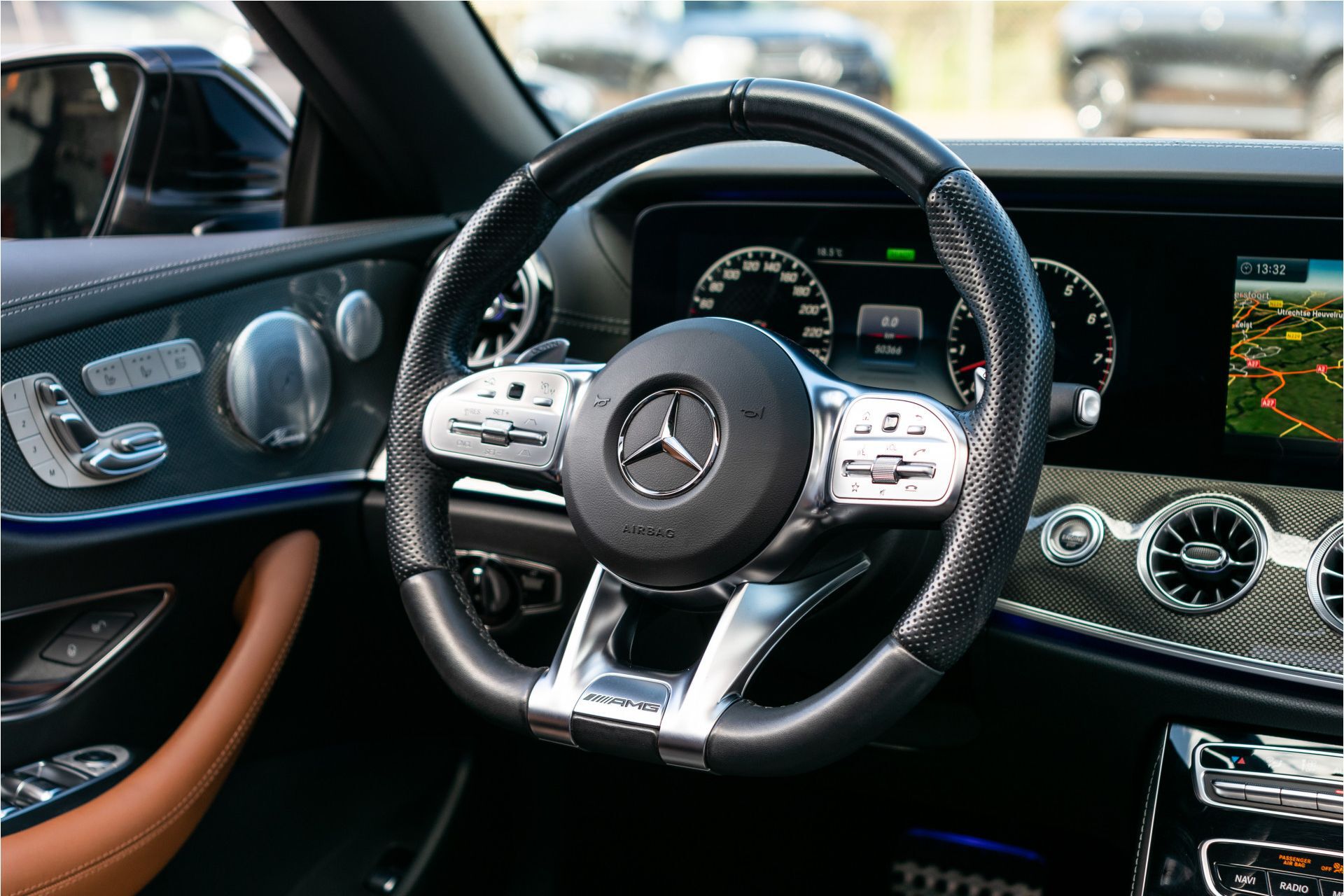 Mercedes-Benz E-Klasse Cabrio 53 AMG 4-M Night|Massage|Rij-assistentie|Keyless|HUD|Burmester|Standkachel Aut9 Foto 32