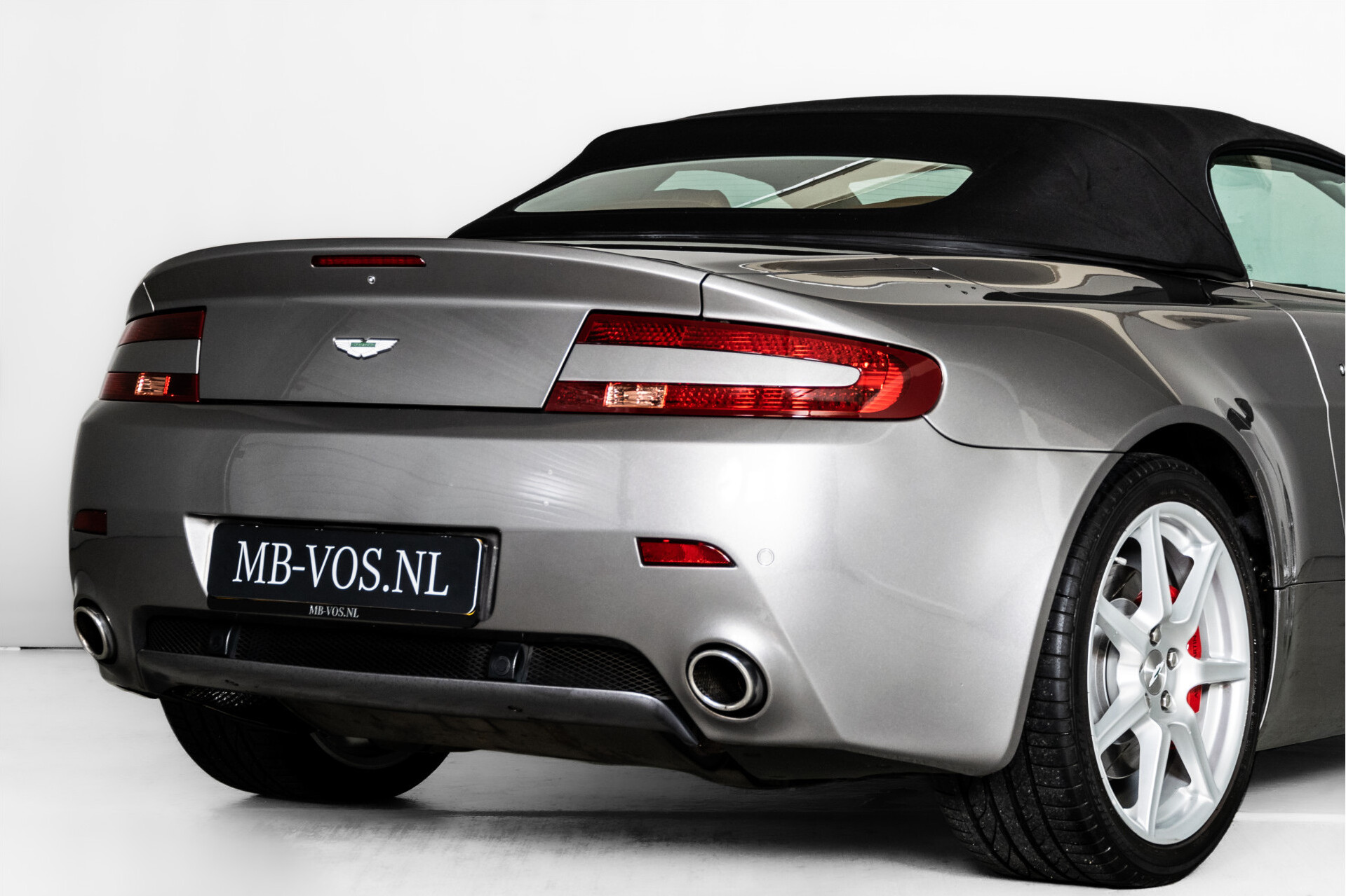 Aston Martin V8 Vantage Roadster 4.3 V8 Sportshift Dealer onderhouden | Full options Foto 26