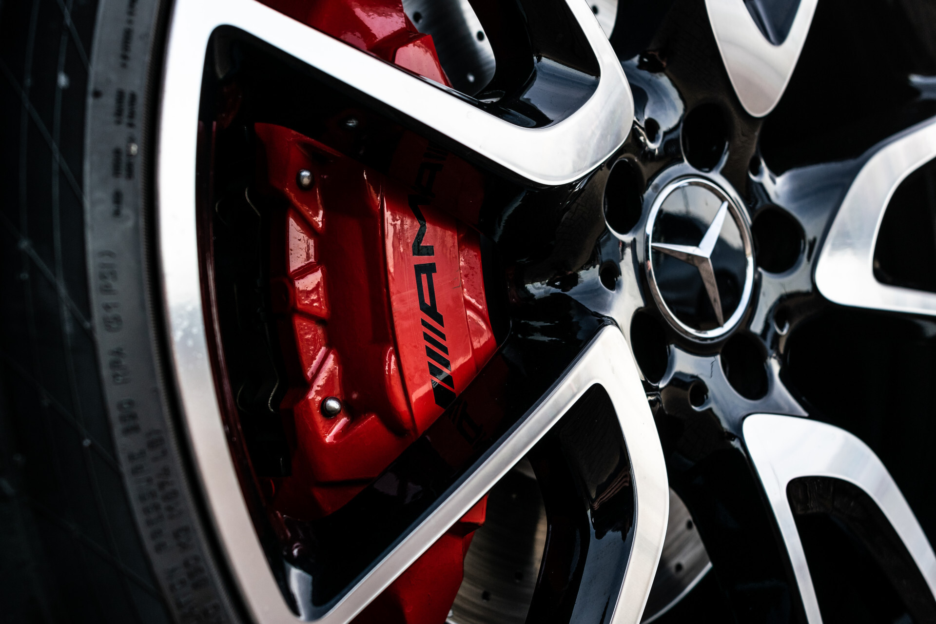 Mercedes-Benz GLC Coupé 43 AMG 4-M Carbon|Designo lak|Distronic|Keyless|Burmester|HUD|Stoelventilatie|21" Foto 31