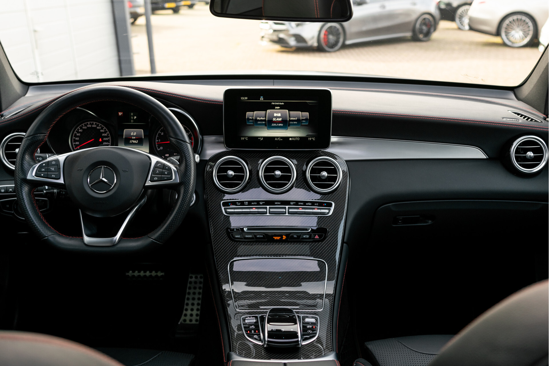 Mercedes-Benz GLC Coupé 43 AMG 4-M Carbon|Designo lak|Distronic|Keyless|Burmester|HUD|Stoelventilatie|21" Foto 5