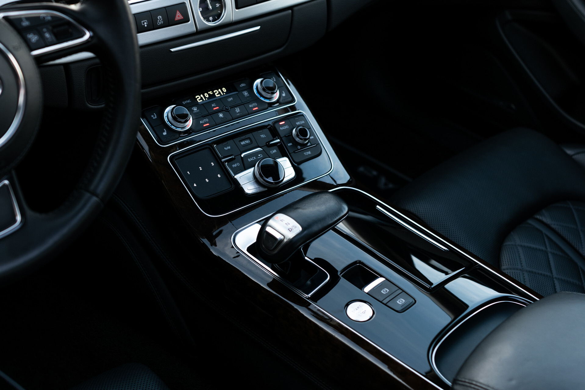 Audi A8 4.2 TDI quattro Pro Line+ Design Selection Aut8 Foto 20