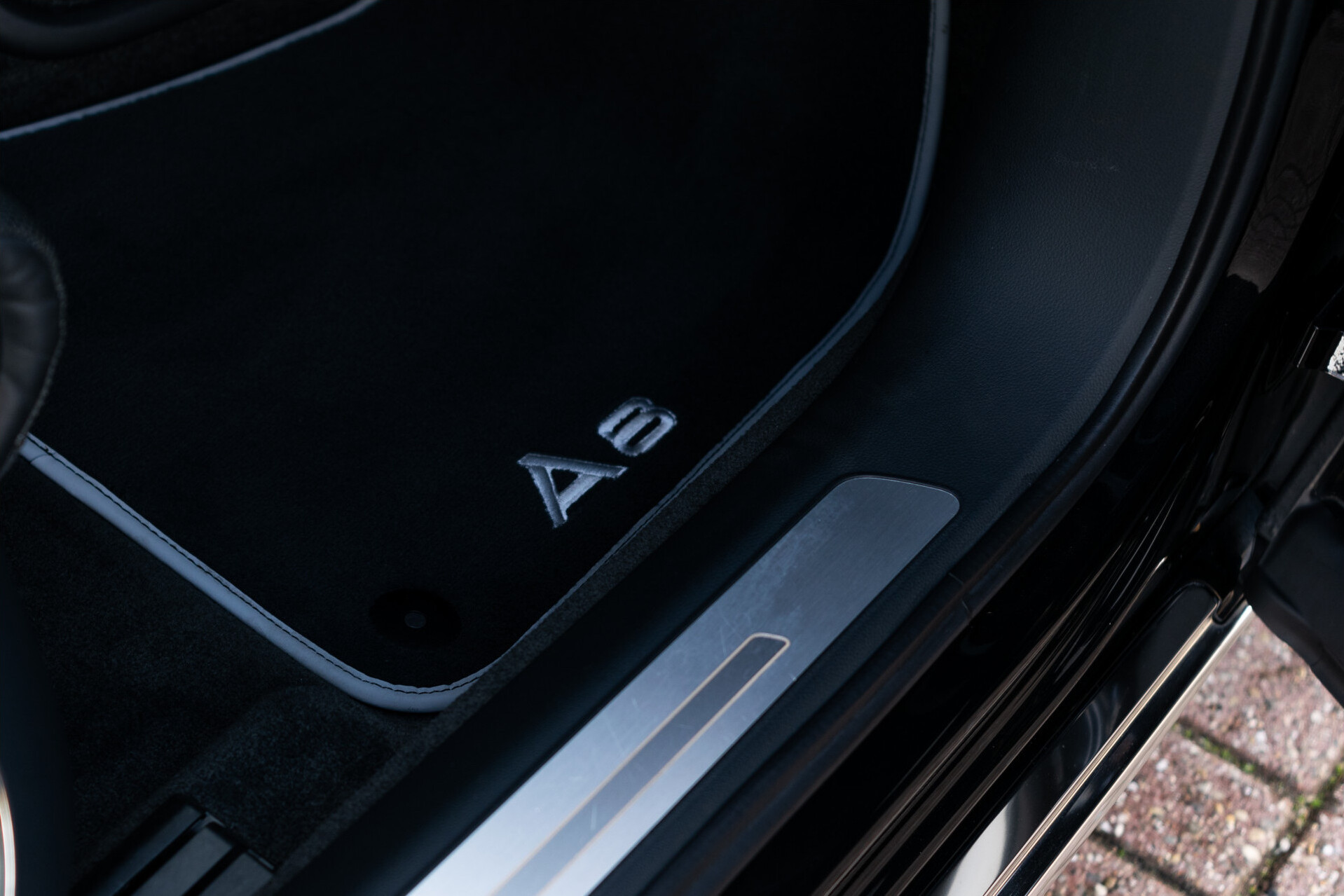 Audi A8 4.2 TDI quattro Pro Line+ Design Selection Aut8 Foto 28