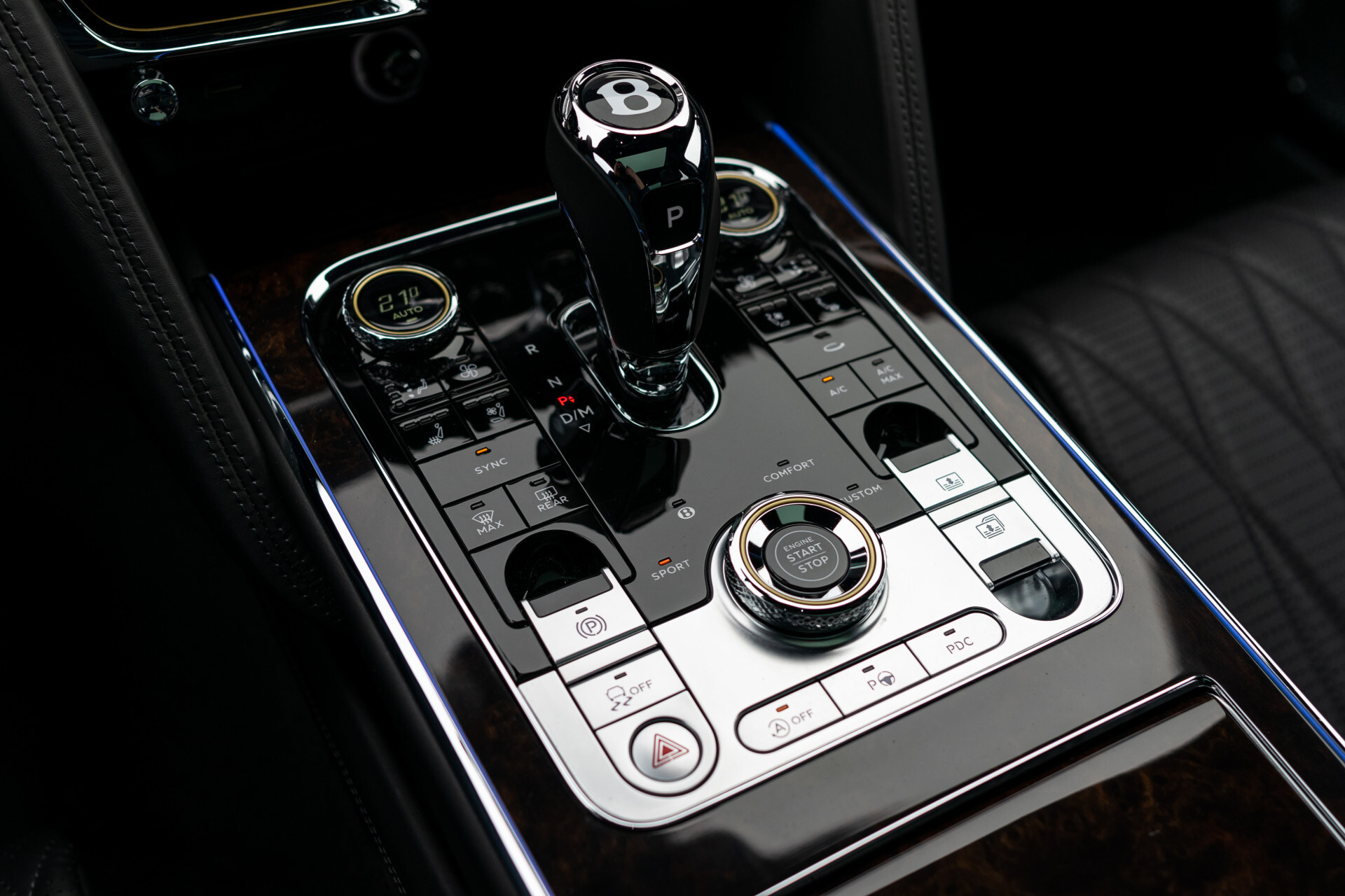 Bentley Flying Spur 4.0 V8 Mulliner Driving Specification|Blackline|Naim Sound Foto 19