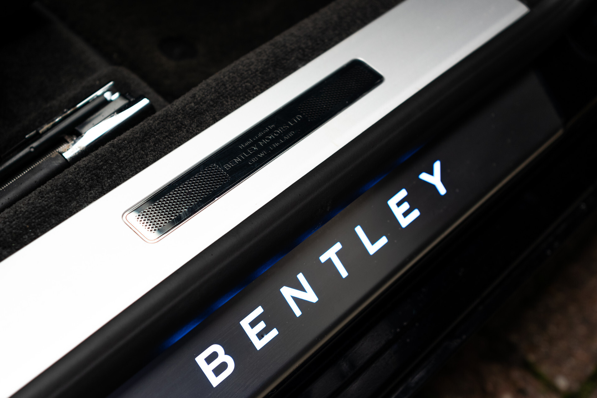 Bentley Flying Spur 4.0 V8 Mulliner Driving Specification|Blackline|Naim Sound Foto 29