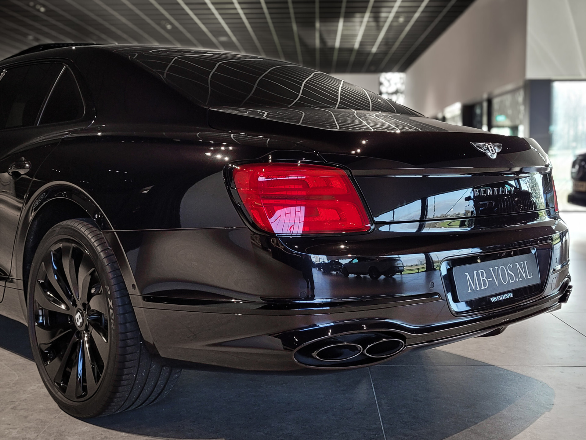 Bentley Flying Spur 4.0 V8 Exclusive|Mulliner|Blackline|Naim Sound Foto 48