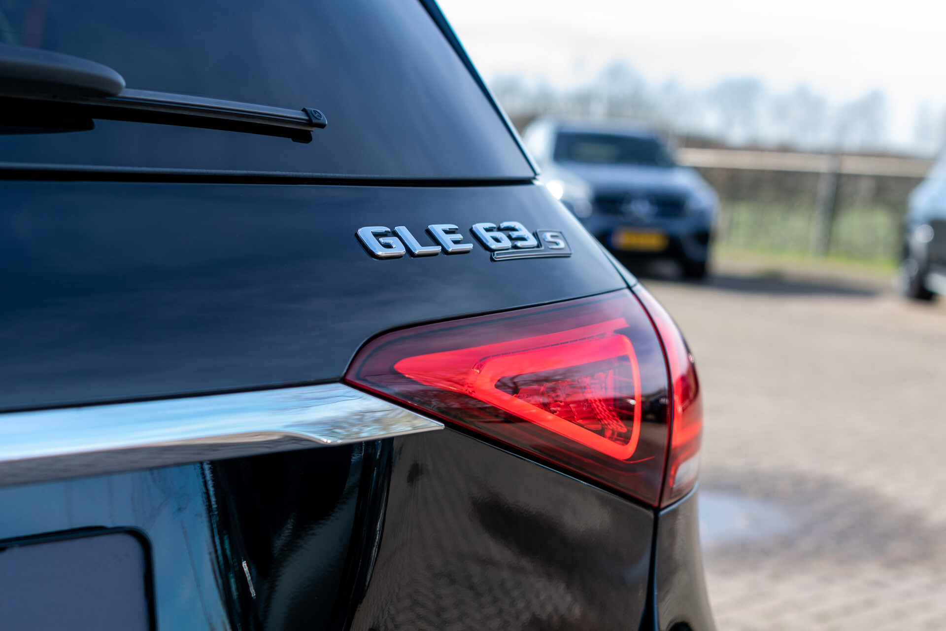 Mercedes-Benz GLE 63 S AMG 4M+ Ceramic|Carbon|Exclusive|Dynamic Plus|Massage|Standkachel|HUD|Night|22" Aut9 Foto 35