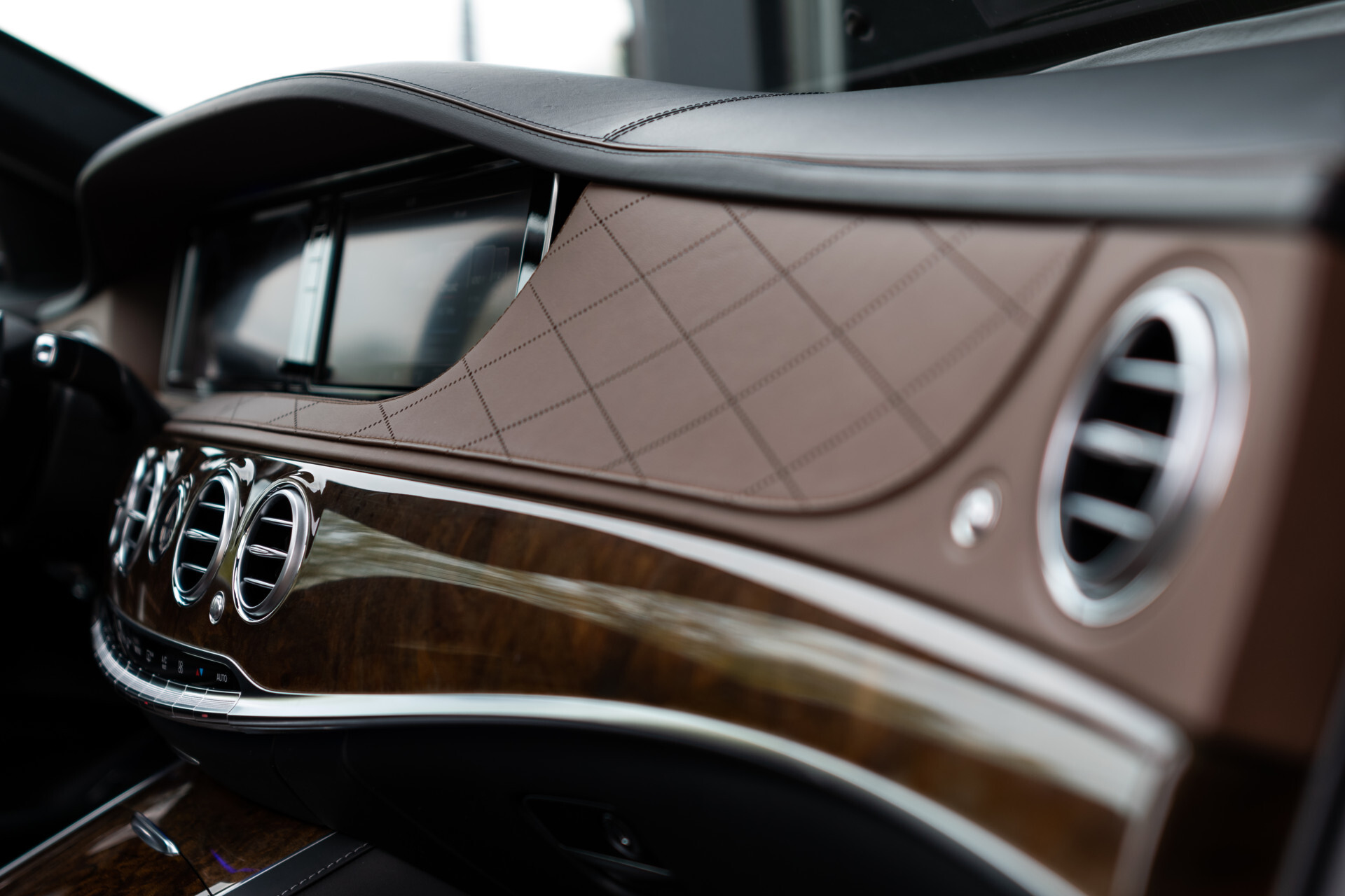 Mercedes-Benz S-Klasse 350 d 4-M Lang AMG Plus|Exclusive|Keyless|Distronic|Robijnzwart|Stoelkoeling Aut7 Foto 26